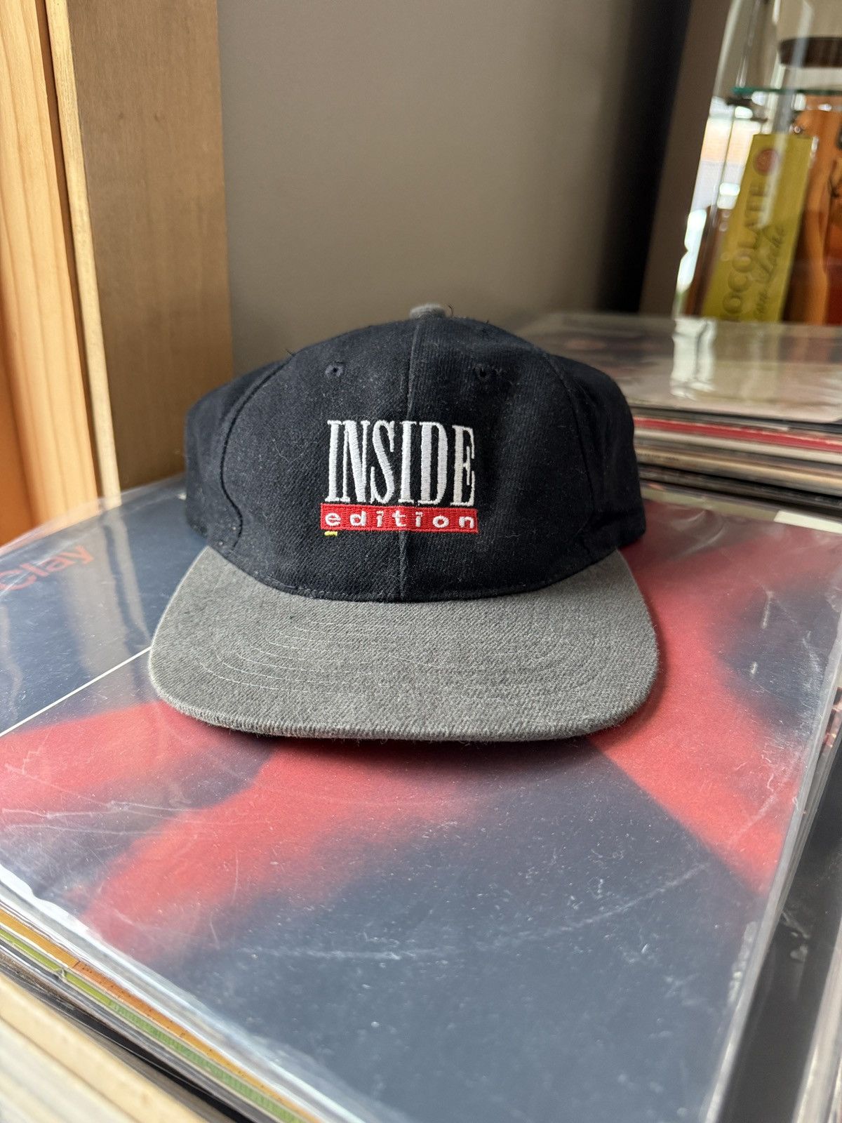 Vintage Vintage Inside Edition Paisley Underbrim Strapback Hat Size ONE SIZE - 1 Thumbnail
