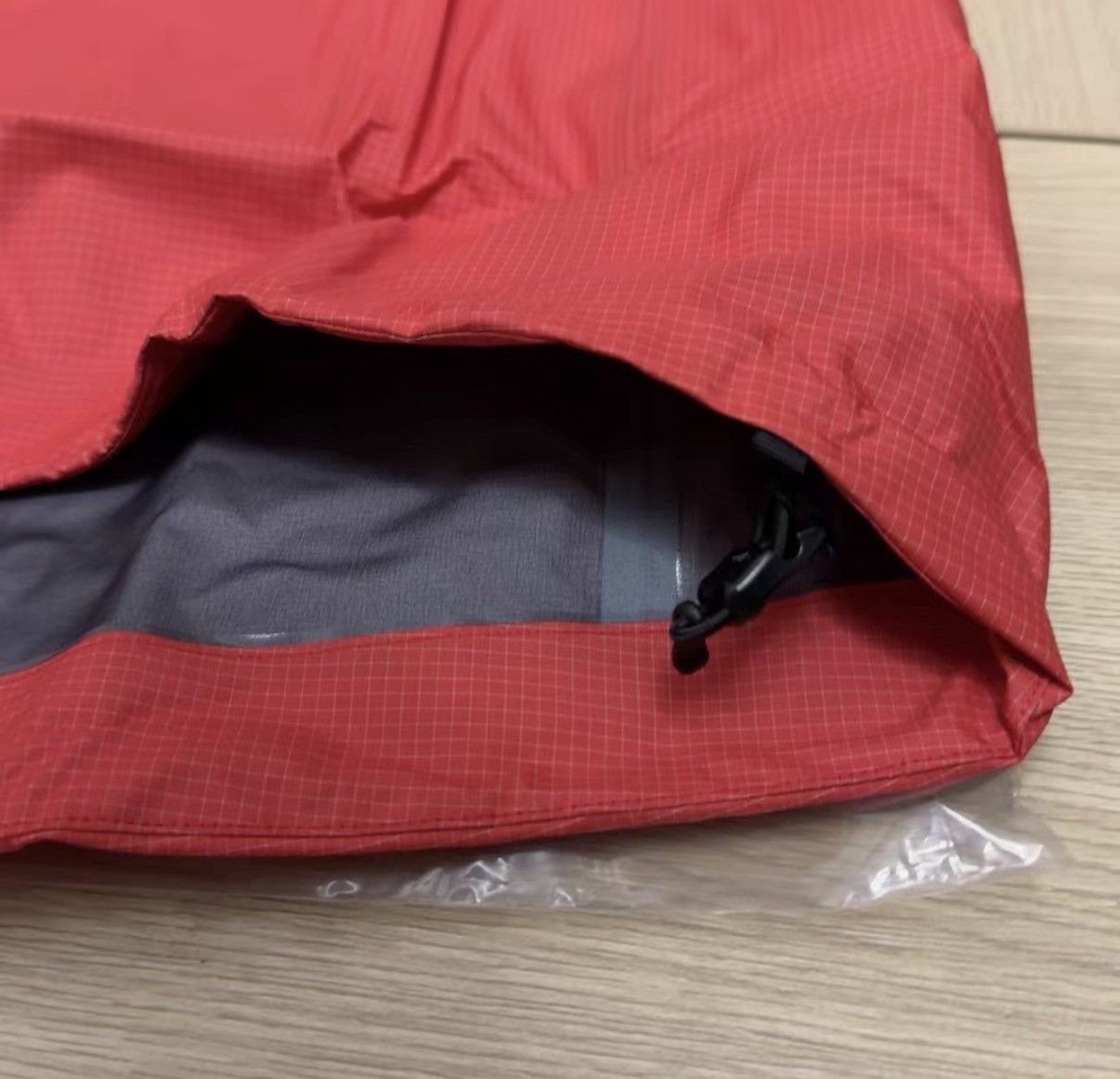 Arc'teryx Arc'teryx Alpha Jacket Waterproof Outdoor Shell Jacket J44 Size US XL / EU 56 / 4 - 6 Thumbnail
