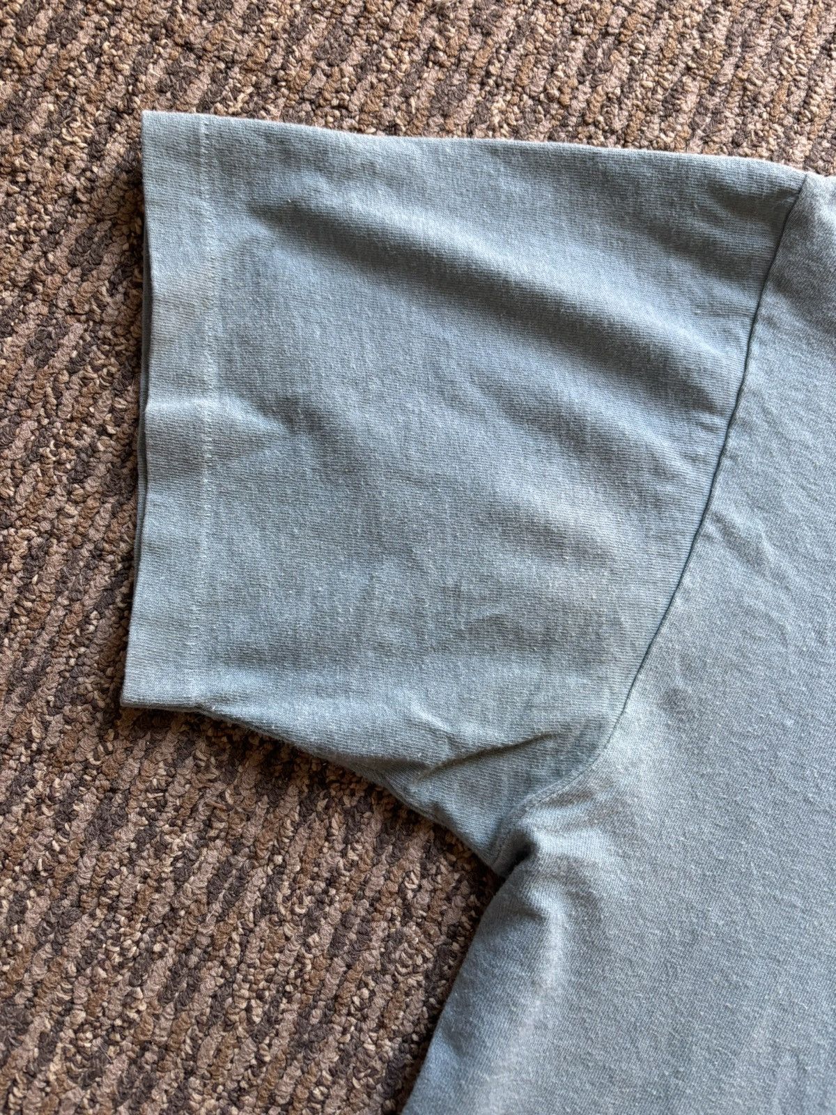 Vintage Vintage 90s Slight Chance of Rain Tee Size US L / EU 52-54 / 3 - 3 Thumbnail