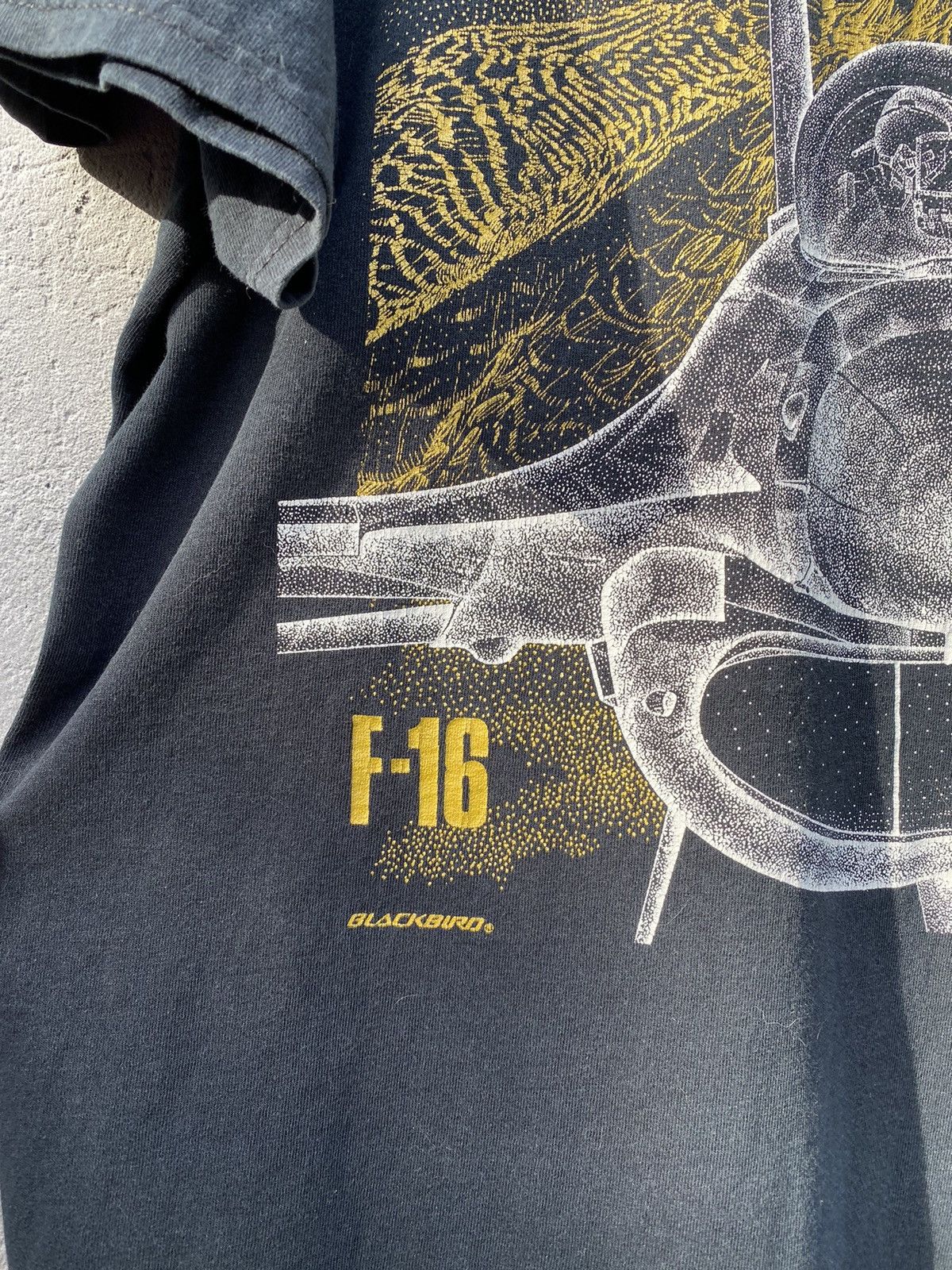 Band Tees Vintage 1990 Blackbird F-16 Jet Plane Military Size US XL / EU 56 / 4 - 3 Thumbnail