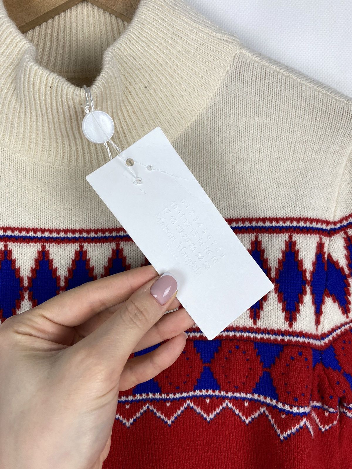 Maison Margiela BNWT! Maison Martin Margiela ladies wool sweater pullover Size M / US 6-8 / IT 42-44 - 10 Thumbnail