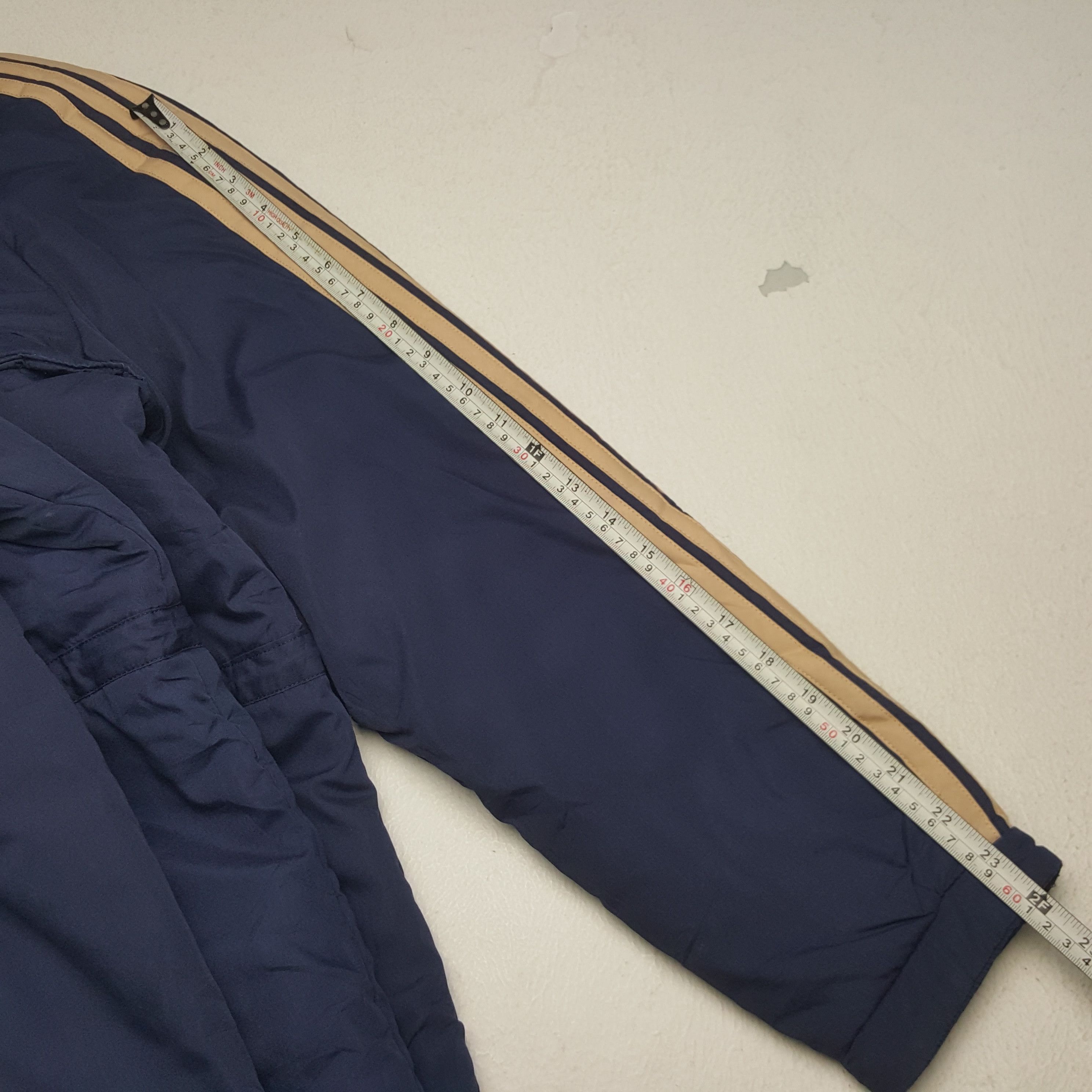 Adidas × Vintage Vintage Adidas Outdoor Activity Winter Jacket Size US M / EU 48-50 / 2 - 7 Thumbnail