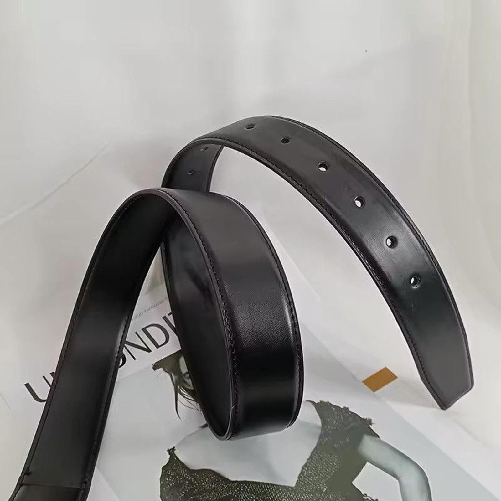 Vintage Black Leather Belt with Intricate Silver Buckle Size ONE SIZE - 5 Thumbnail