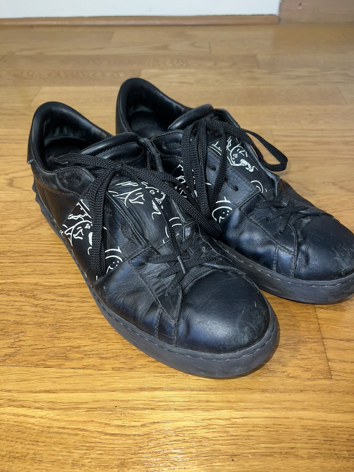 Valentino Valentino Sneakers Size US 10 / EU 43 - 2 Thumbnail