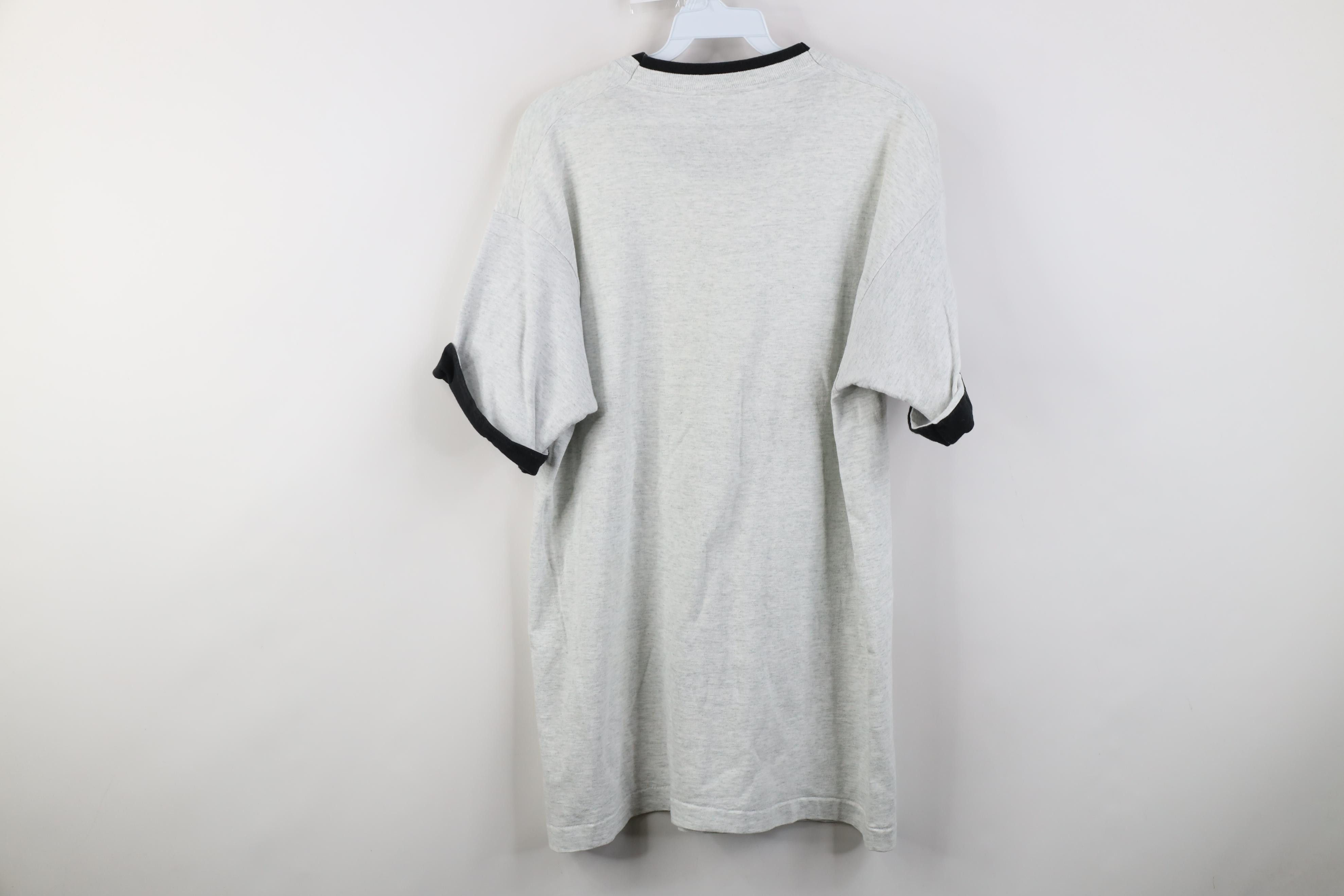 Vintage Vintage 90s Streetwear St Maarten Sailboat T-Shirt Gray USA Size US L / EU 52-54 / 3 - 9 Thumbnail