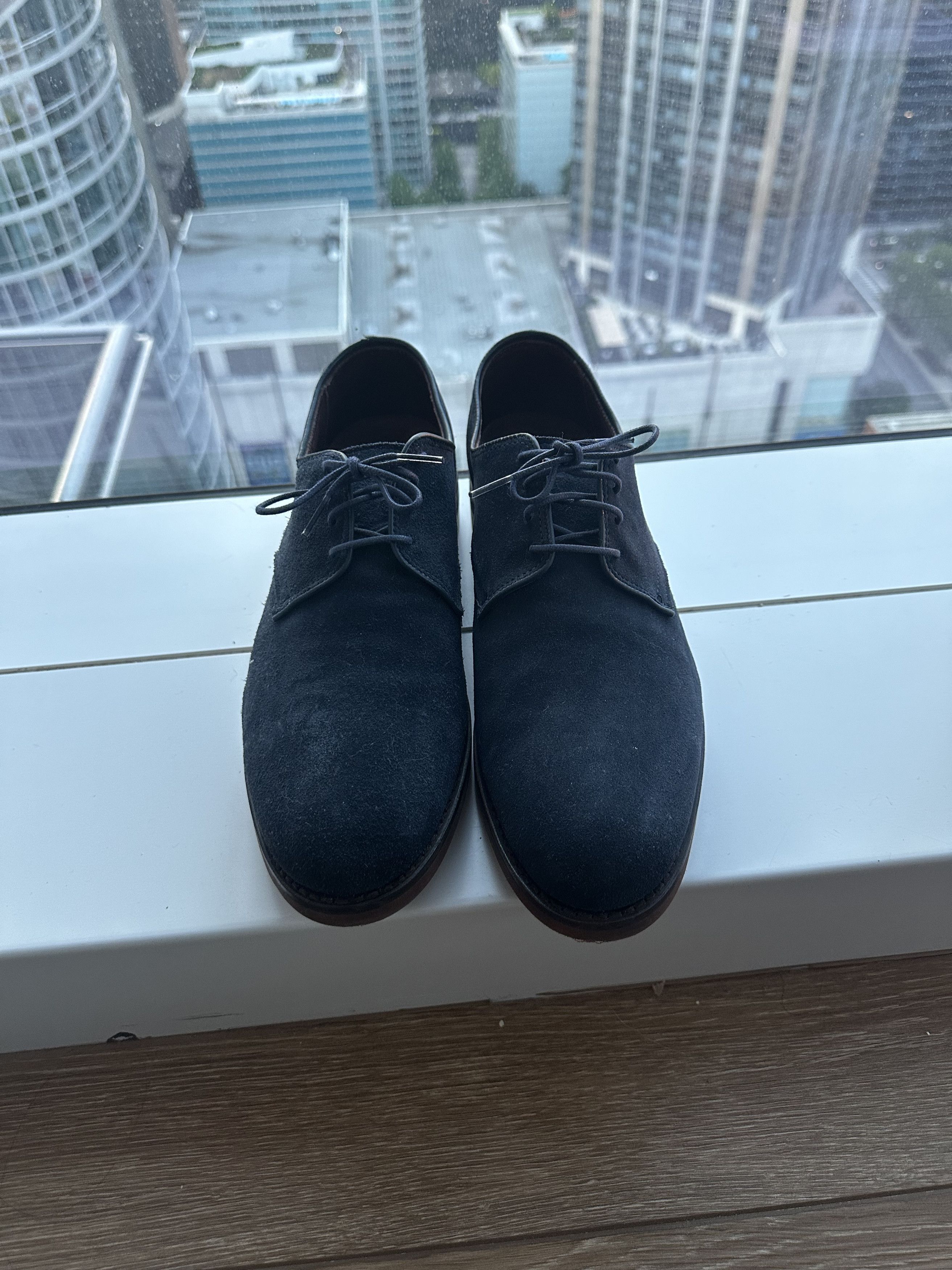 Allen Edmonds Allen Edmonds Nomad Buck Plain Toe Derby Navy Blue Suede Size US 9.5 / EU 42-43 - 1 Thumbnail