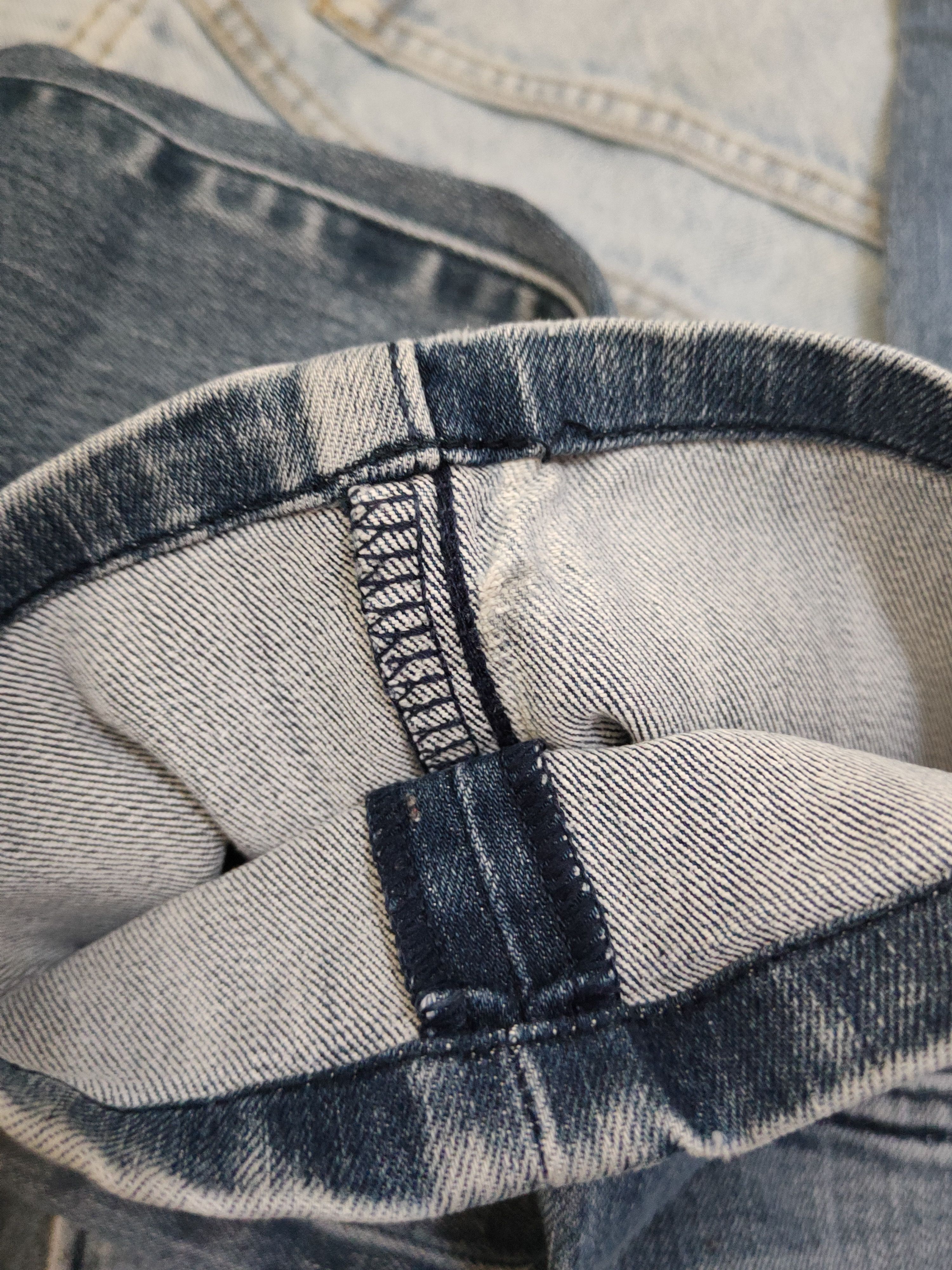 Japanese Brand Uniqlo japan Blue faded Distressed Ripped denim Jeans #W1693 Size US 29 - 12 Thumbnail