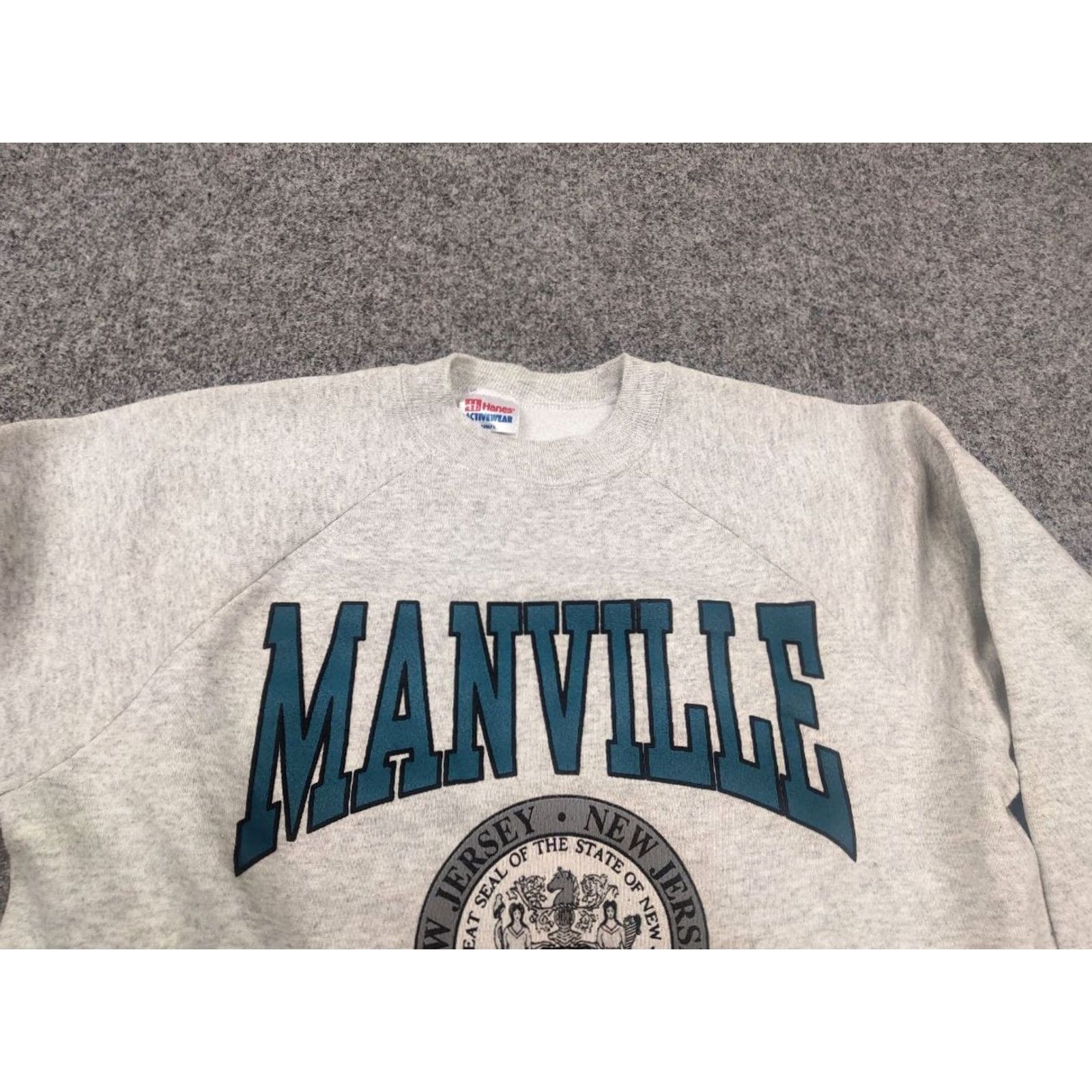 Hanes VINTAGE Hanes Sweatshirt Logo USA Crew neck Gray L Mens Size US L / EU 52-54 / 3 - 4 Thumbnail