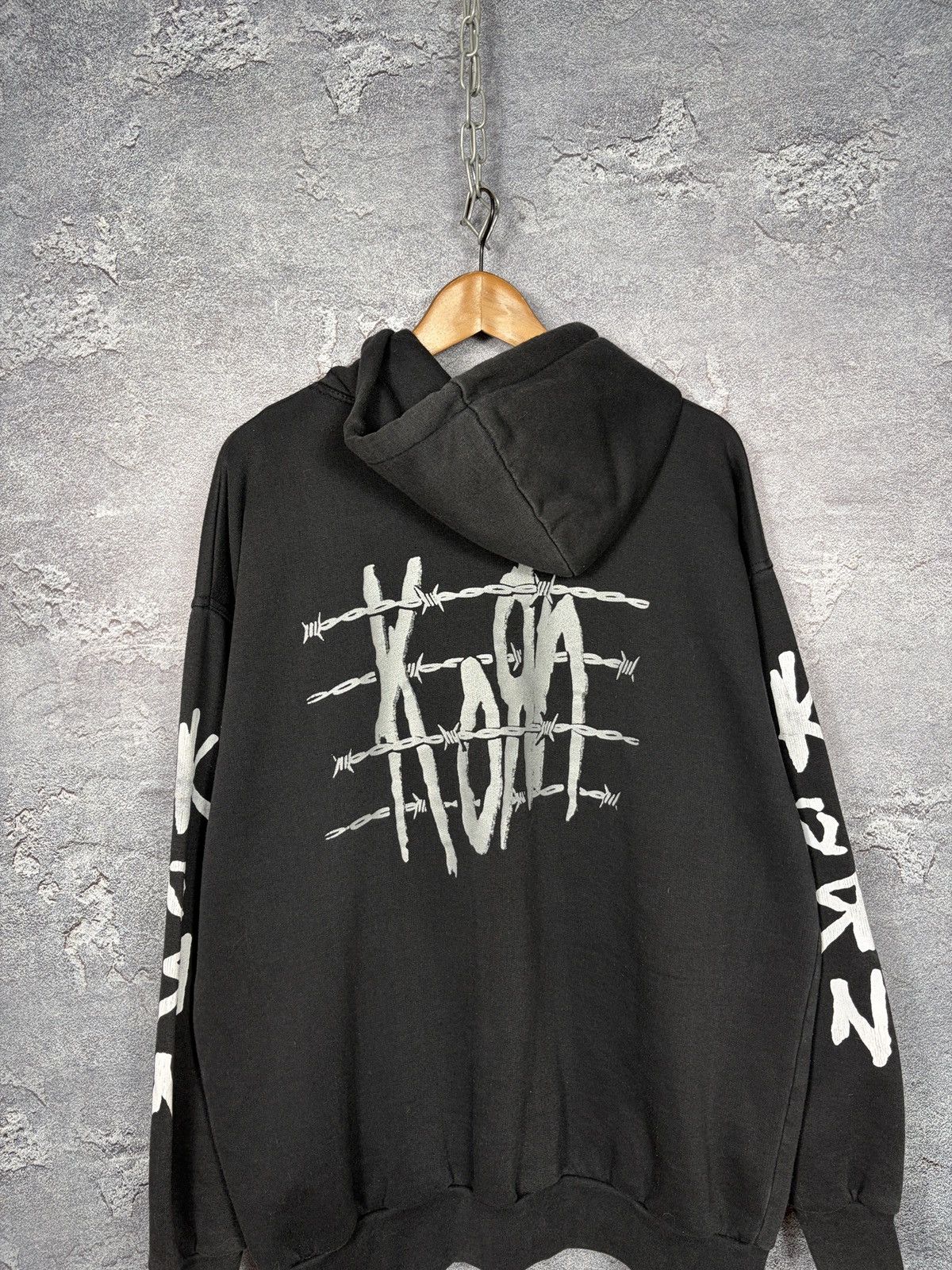 Vintage Vintage Korn Adidas Band Hoodie Size Xl Size US XL / EU 56 / 4 - 9 Thumbnail