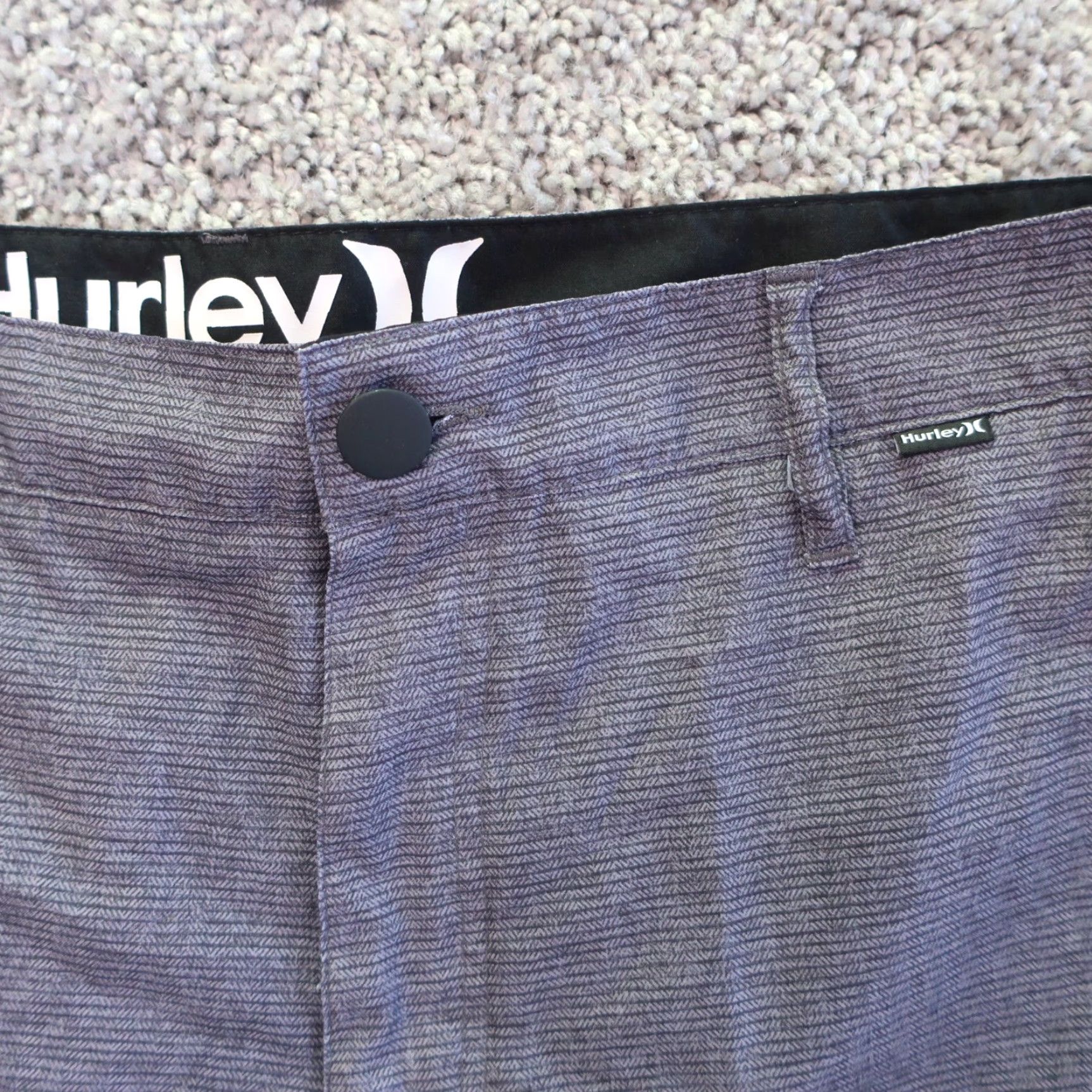 Hurley Hurley Shorts Mens 38 Gray Lightweight Golf Quick Dry EUC Striped 90s Athletic Size US 38 / EU 54 - 3 Thumbnail
