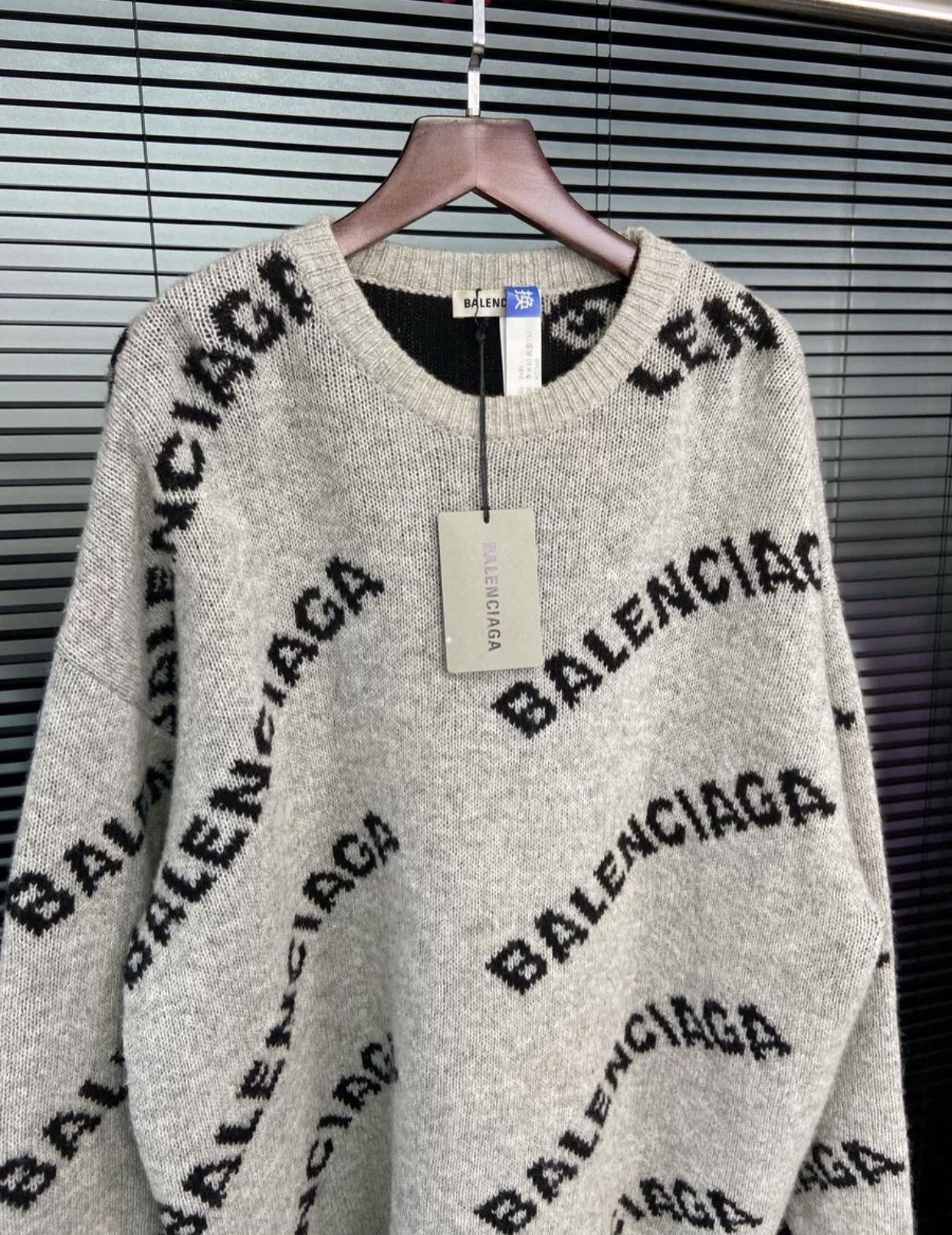 Balenciaga Balenciaga printed bullet twill letter grey knitted sweater Size US S / EU 44-46 / 1 - 3 Thumbnail