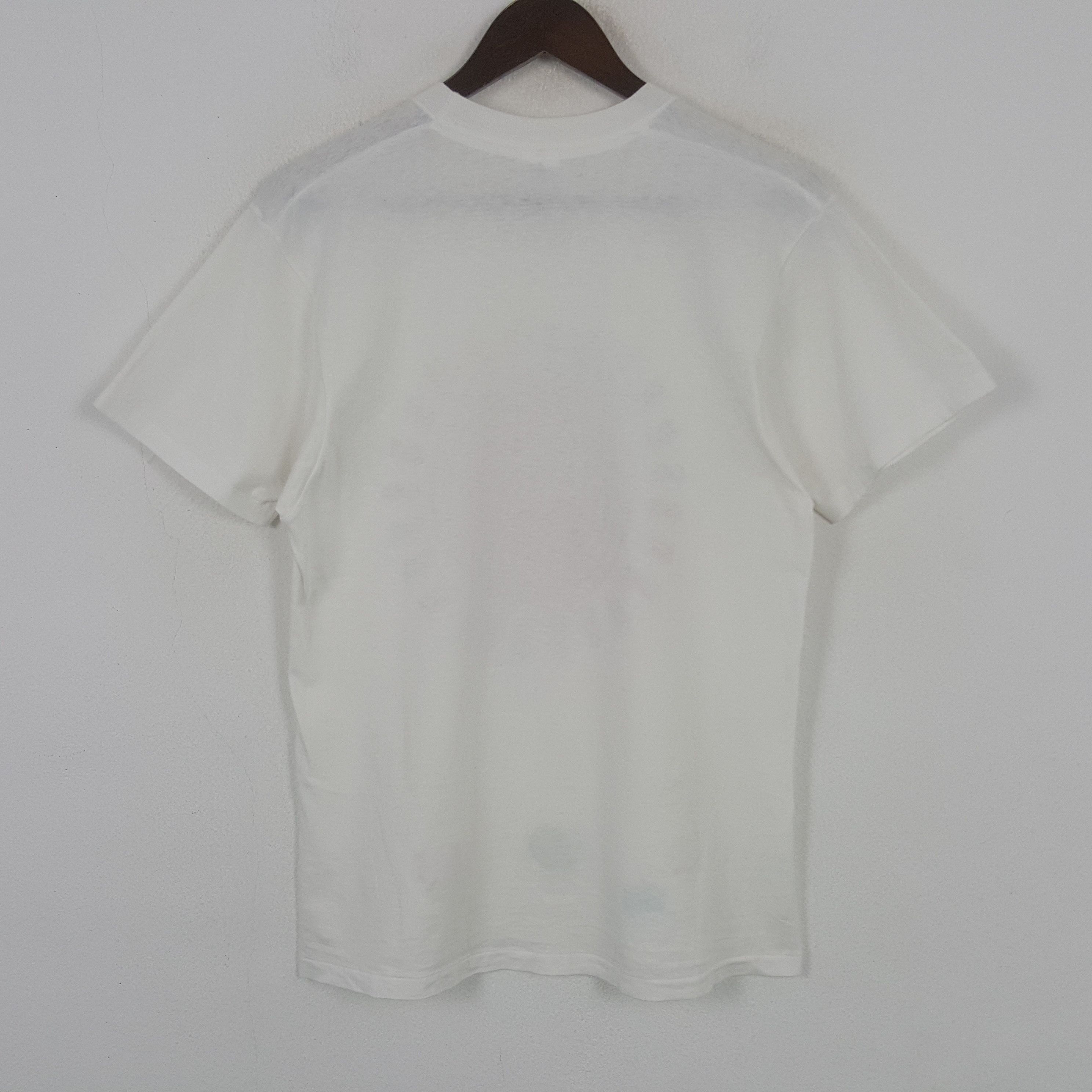 Band Tees Vintage Sounds Kurt Cobain American Singer Tshirt Size US S / EU 44-46 / 1 - 3 Thumbnail