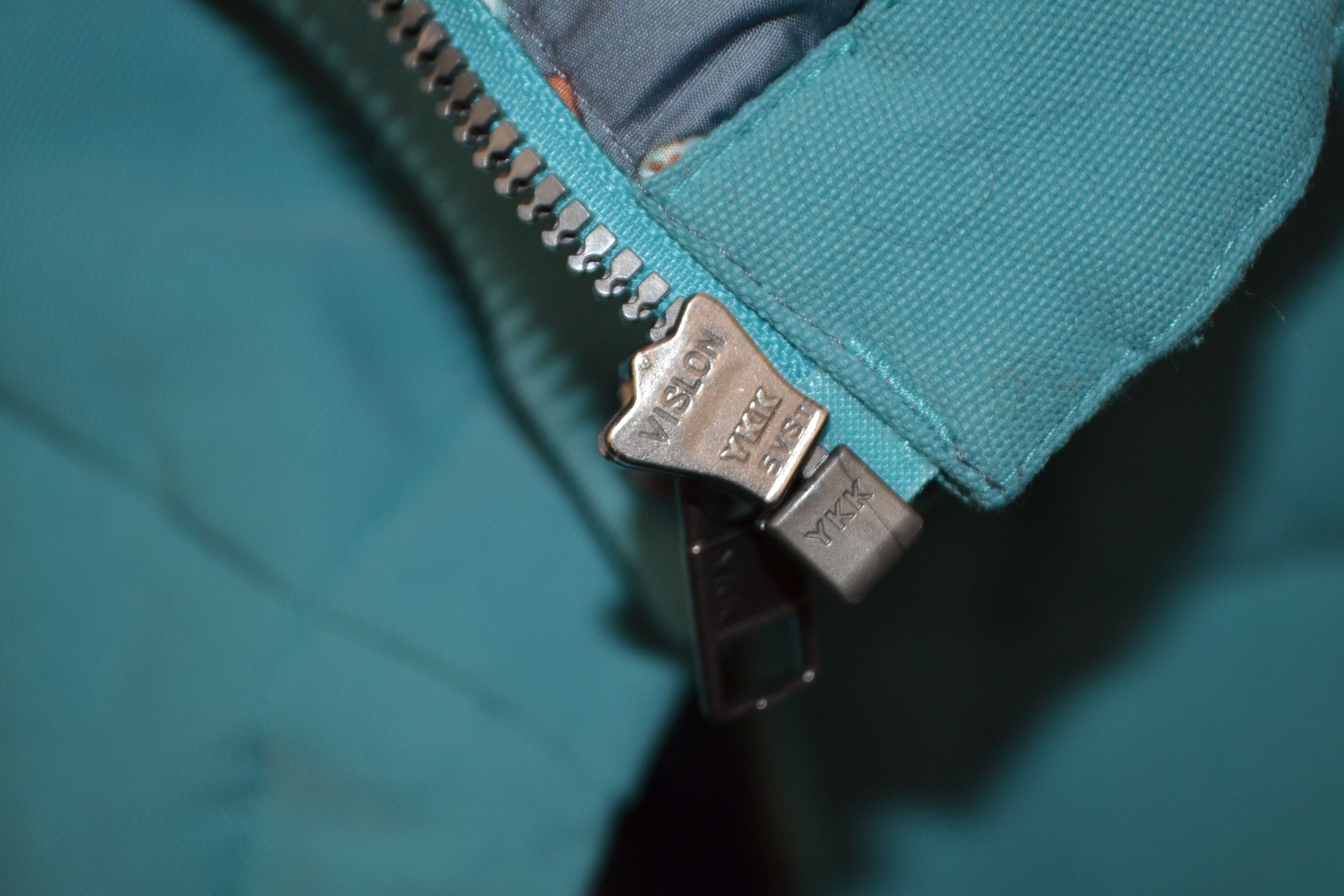 Patagonia Patagonia XS Teal Khaki Bivy Mushroom Lining Down Vest Size XS / US 0-2 / IT 36-38 - 6 Thumbnail