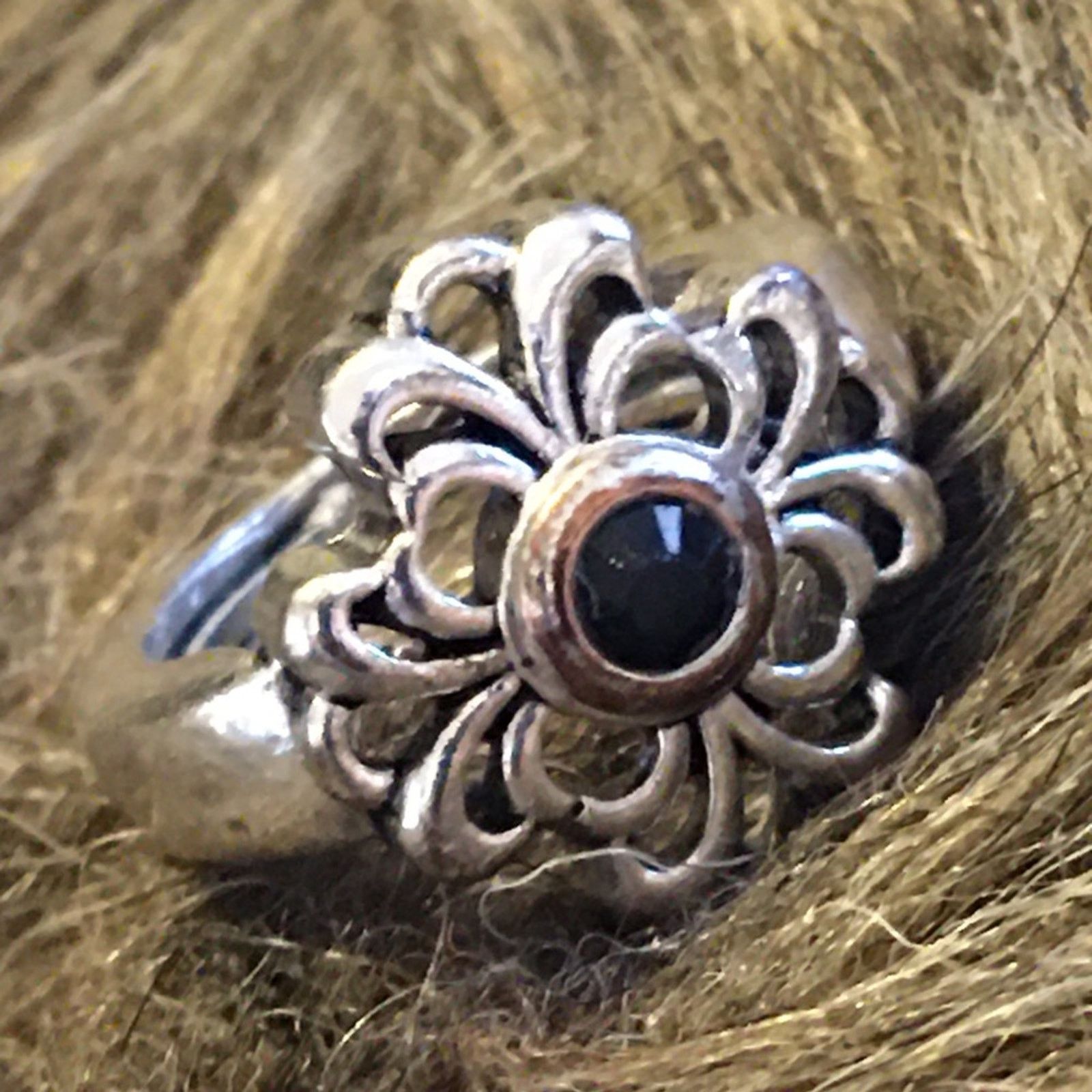 Vintage Ladies vintage silver plated filigree design ring Size ONE SIZE - 2 Thumbnail
