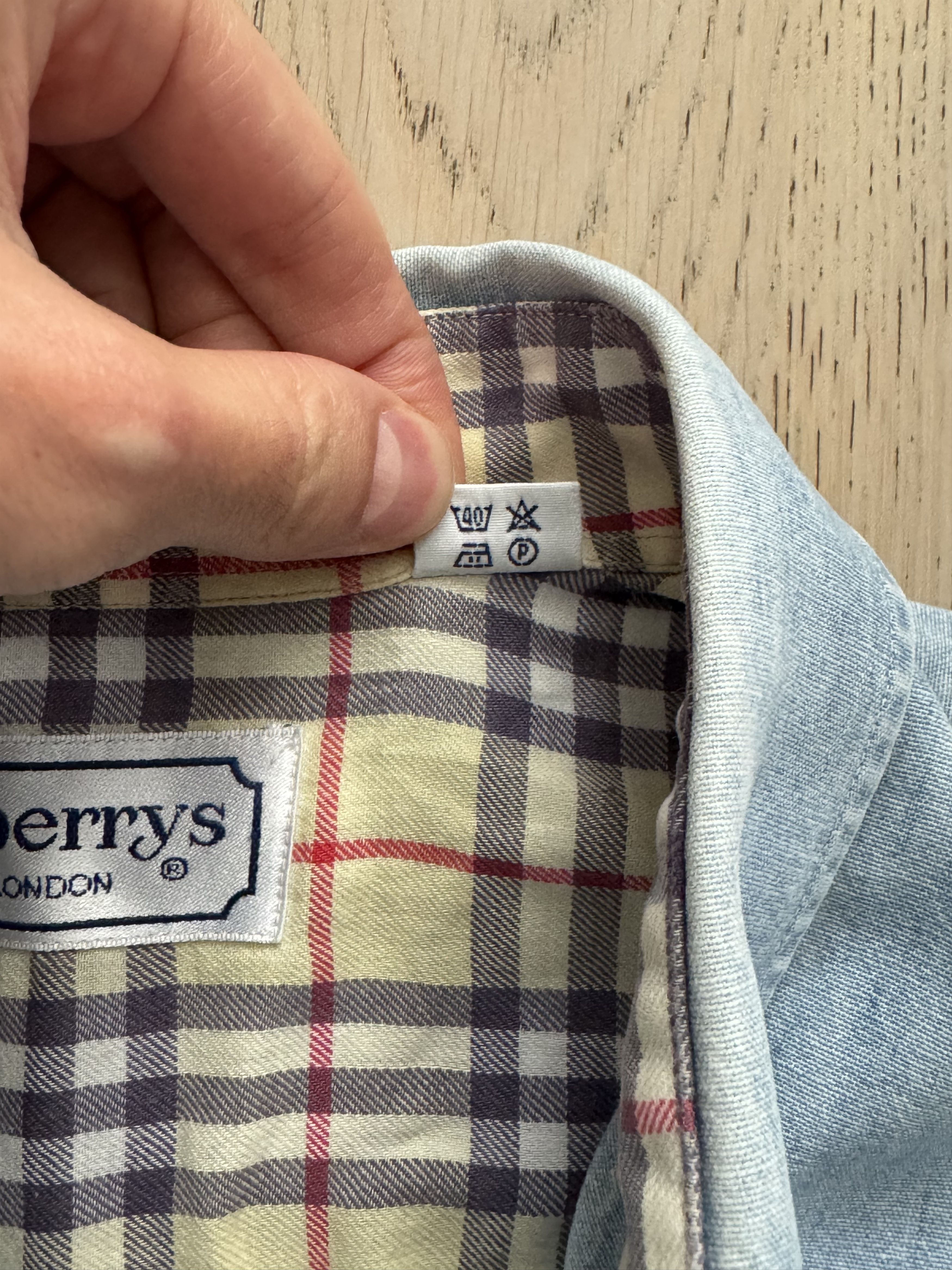 Burberry × Vintage Vintage Burberry Denim Shirt Size US M / EU 48-50 / 2 - 5 Thumbnail
