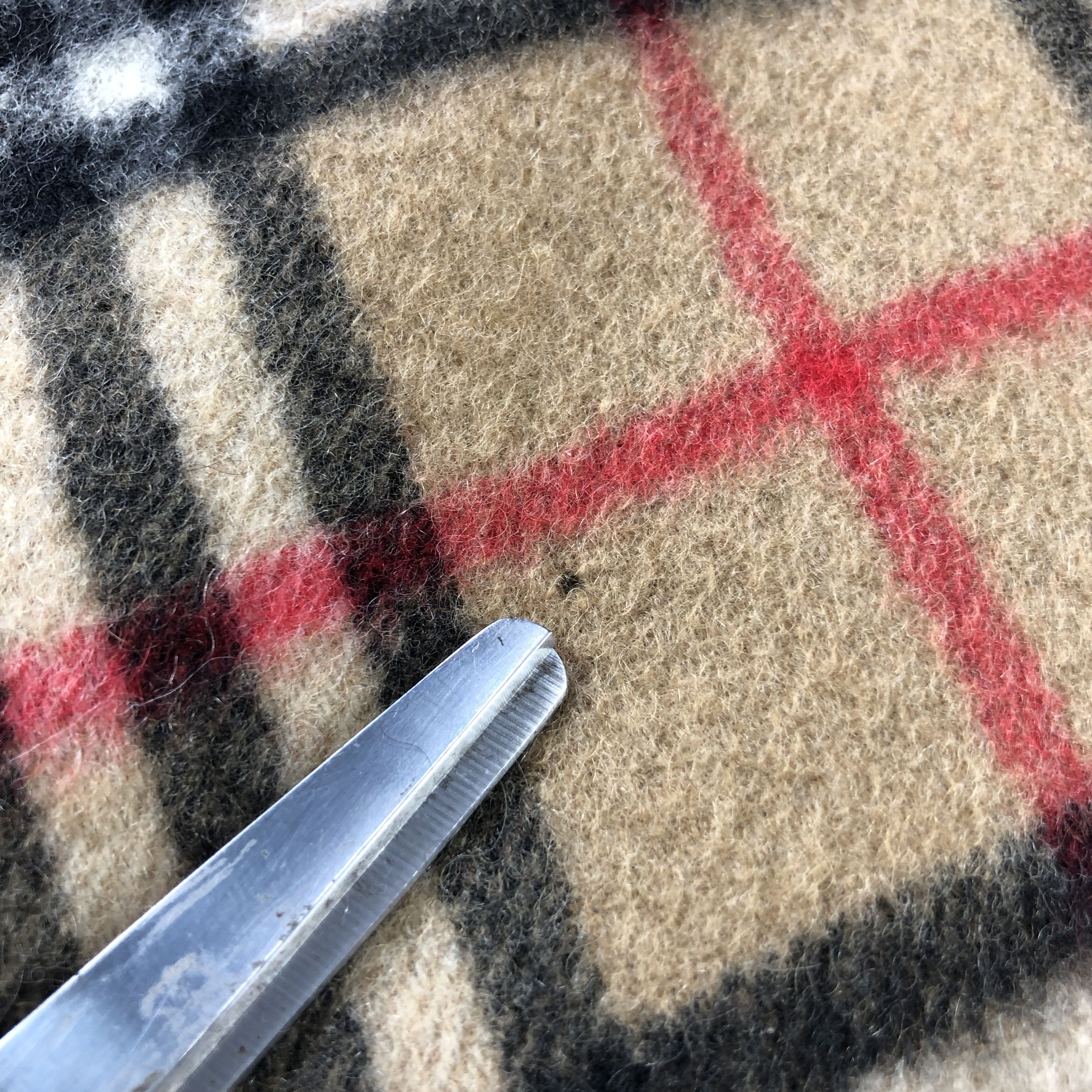 Burberry Burberry Tan Nova Check Cashmere Scarf Muffler V2881 Size ONE SIZE - 14 Thumbnail