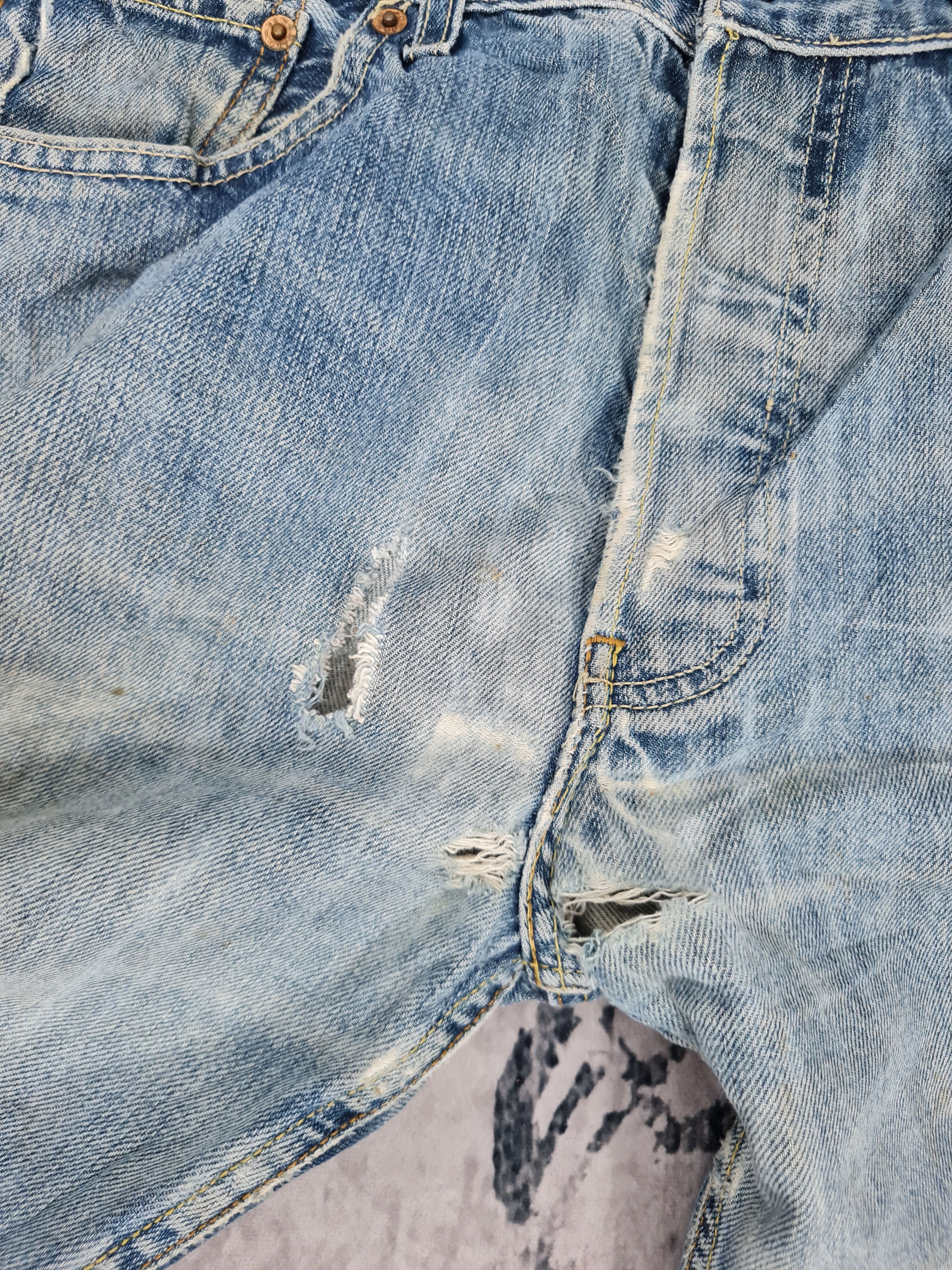 Levi's Vtg LEVIS 501 Distressed Faded Worn Jeans L0380 Size 34X29 Size US 34 / EU 50 - 8 Thumbnail