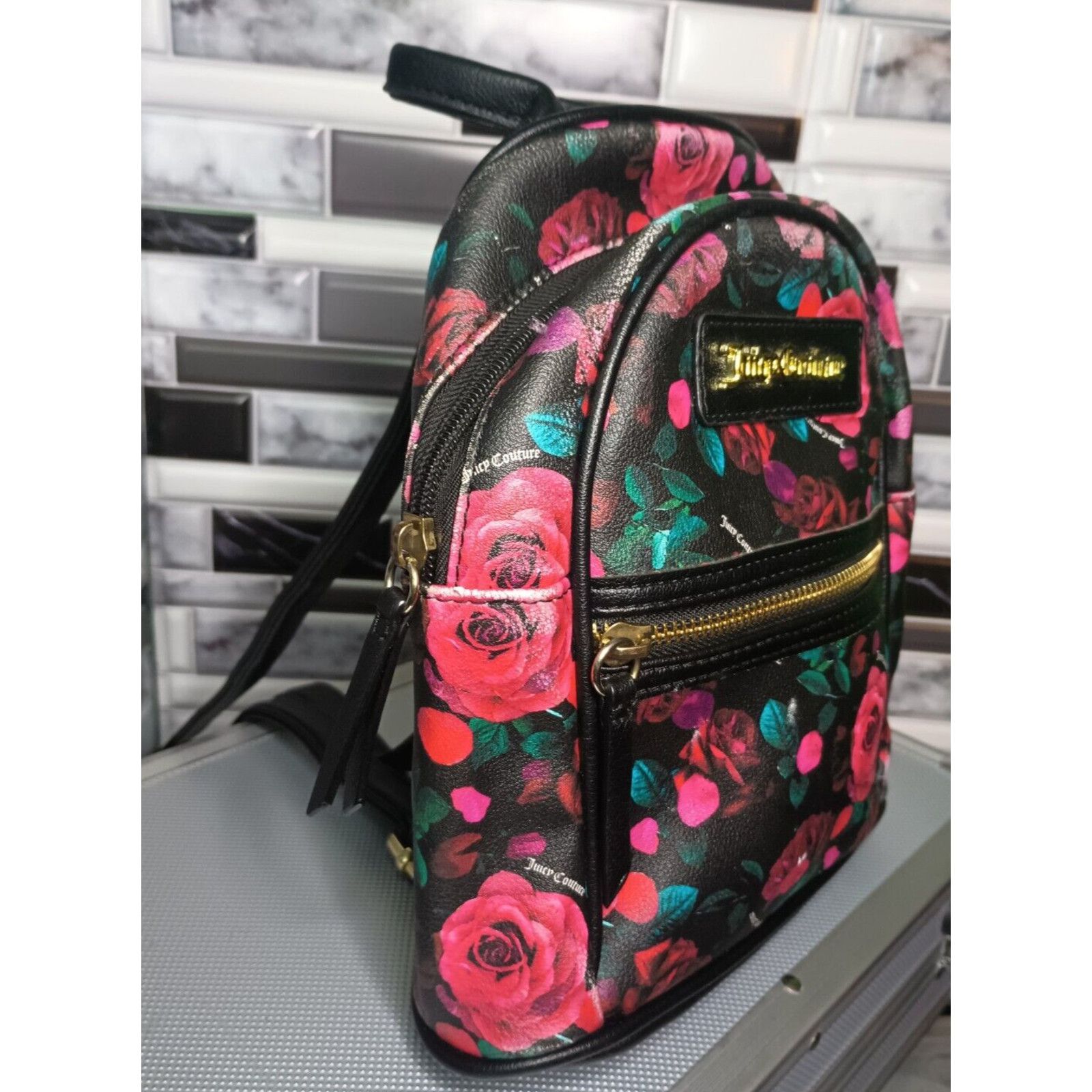 lightweight stroller that holds car seat Baby Trend Sit N' Stand Double with 2 EZ-Lift Seats, Magnolia hex_#D8CFB9_#898067 visible belt guides indicate PENN AUTHORITY SPINNING REEL Color:7.2g