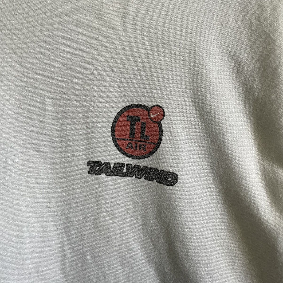 Nike × Vintage Vintage 90’s Nike TL Tailwind Tshirt Size US L / EU 52-54 / 3 - 3 Thumbnail