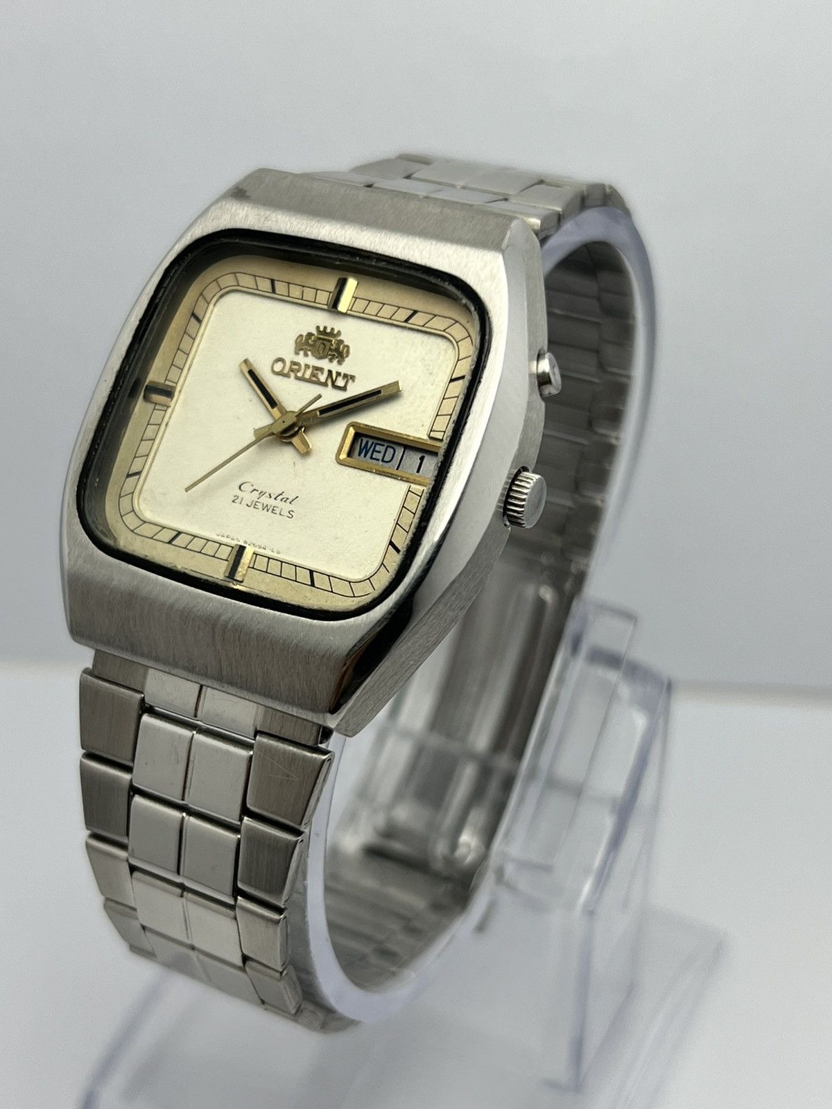 Orient Vintage Orient Automatic wrist Watch Day/Date Japan Size 36 - 8 Thumbnail