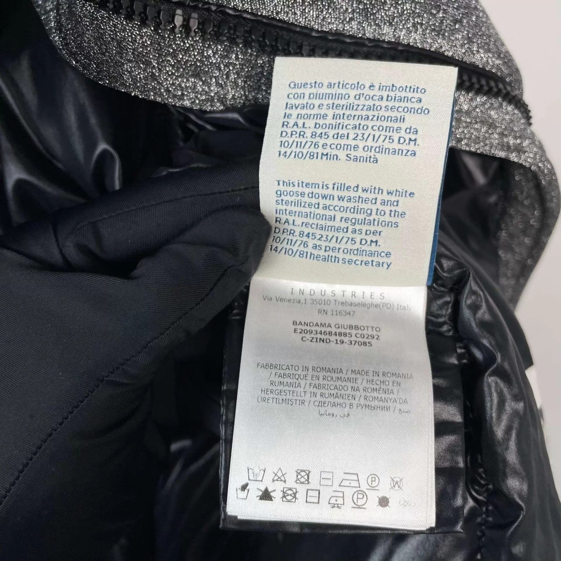 Moncler Moncler Star Puffer Jacket Size 0 Size XS / US 0-2 / IT 36-38 - 7 Thumbnail
