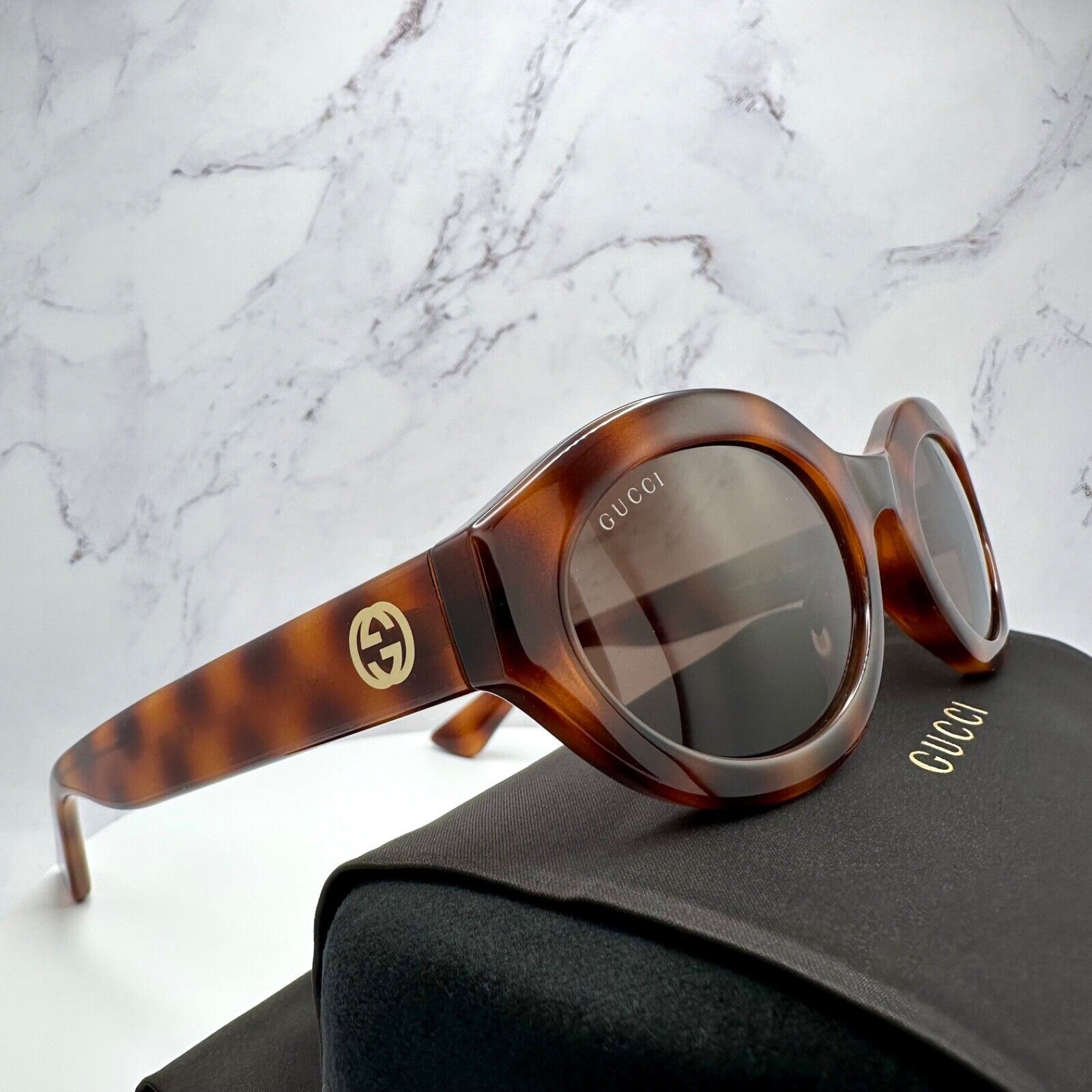 Gucci New GUCCI Sunglasses Brown Tortoise Oval Gold GG Logo Size ONE SIZE - 1 Thumbnail