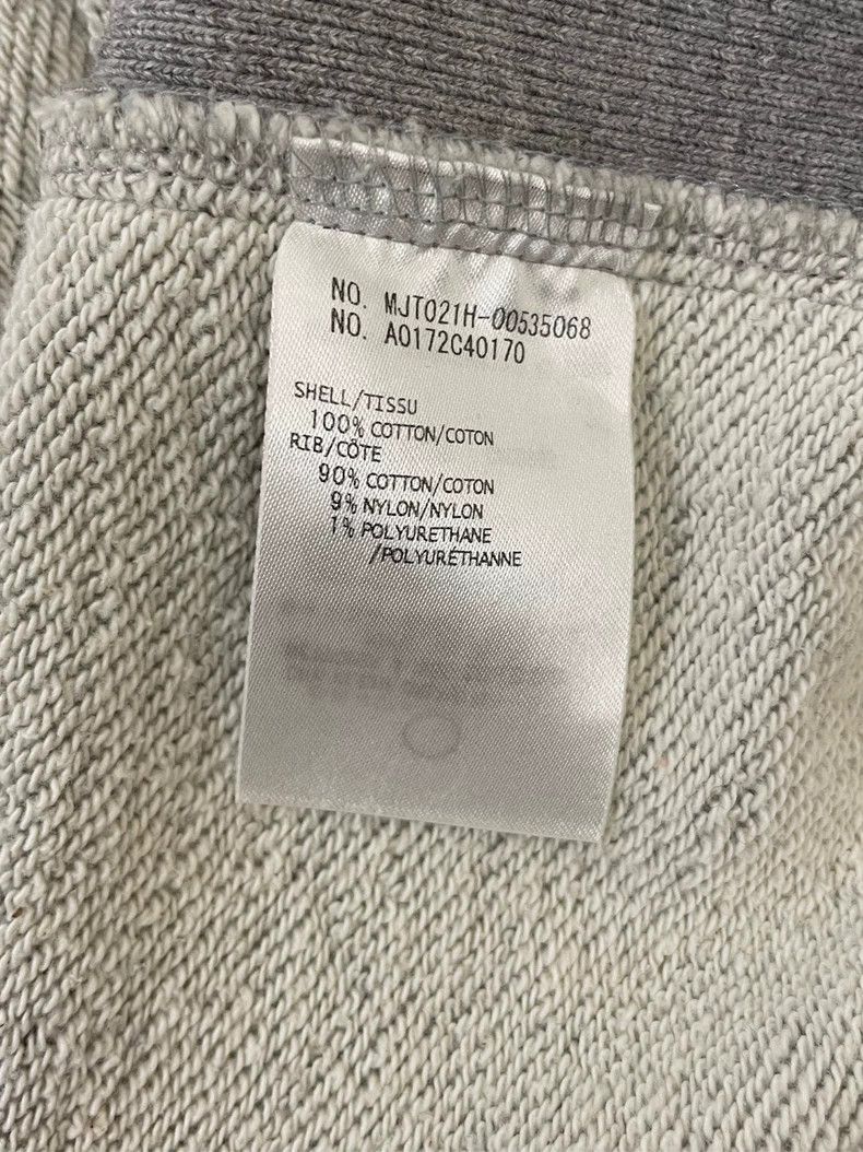 Thom Browne Thom browne Gray four-striped round-neck sweatshirt 2504-Ne Size US M / EU 48-50 / 2 - 7 Thumbnail