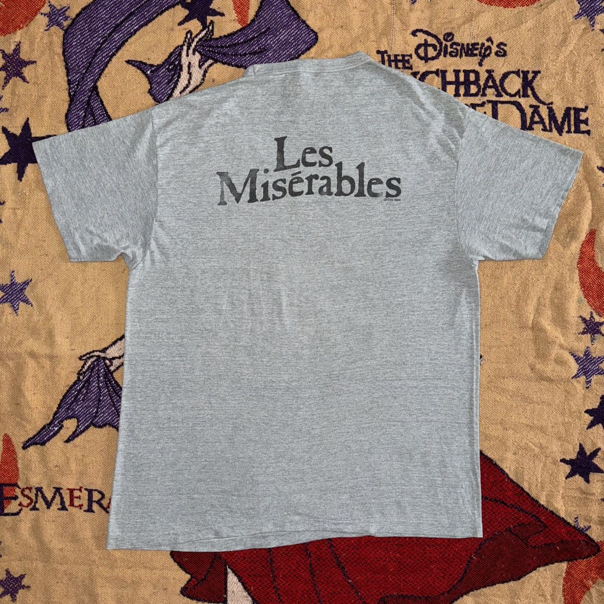 Vintage Vintage 80s Les Miserables T-shirt Size US XL / EU 56 / 4 - 2 Thumbnail
