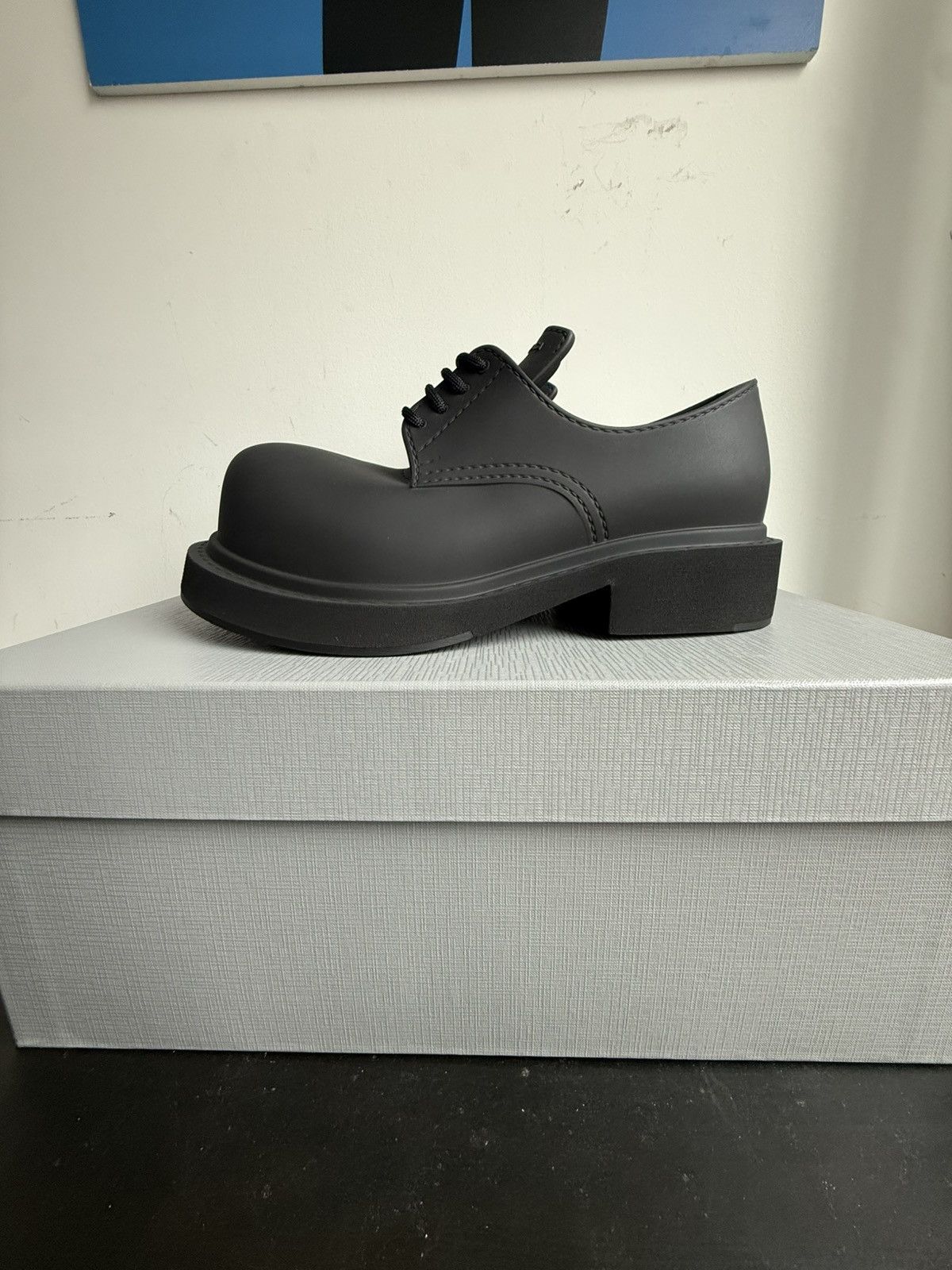 Fendi NWB Black Lace Up Calf Leather Dress Loafers display picture 2