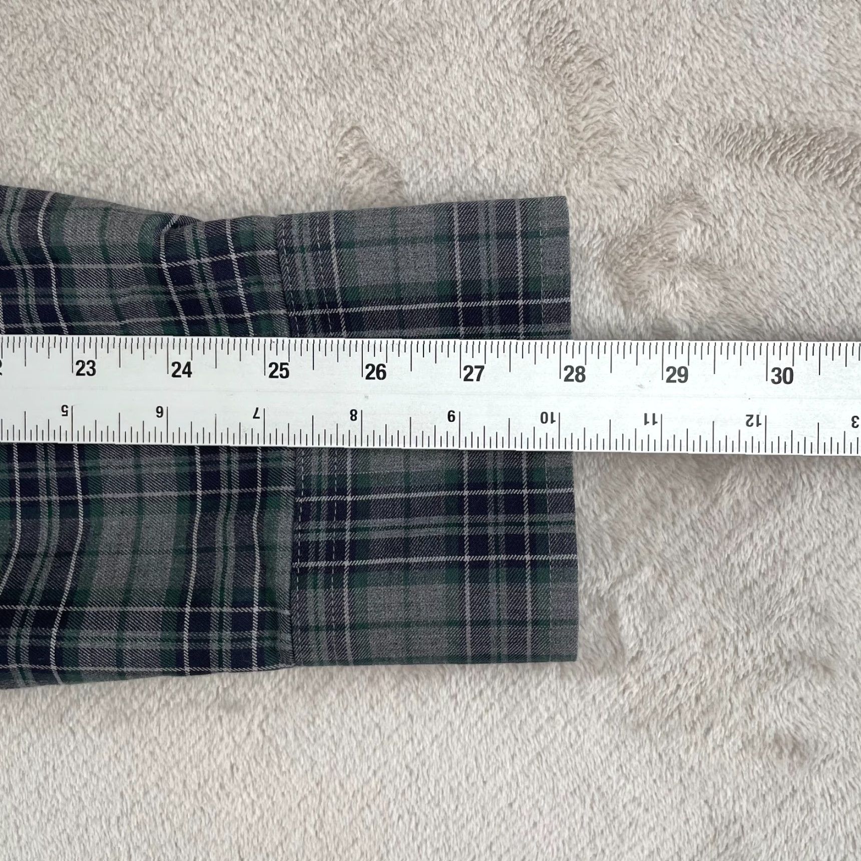 UNTUCKit UNTUCKit Devitt Shirt Men 3XLT Tall Gray Plaid Wrinkle Free Long Sleeve NWOT Size US XXL / EU 58 / 5 - 7 Thumbnail