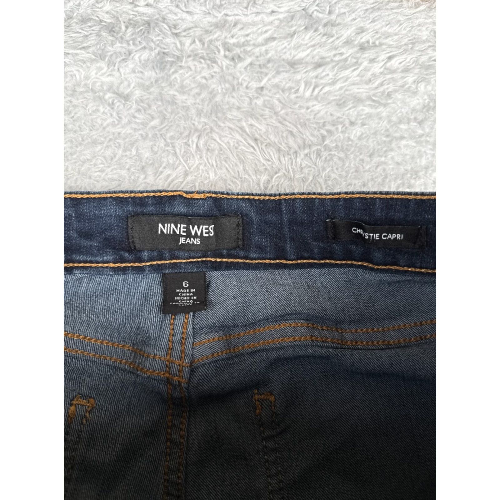 Nine West Nine West Jeans Capri Blue Denim 27x23 Regular Medium Blue 90s Western Womens Size 6 Size 28" / US 6 / IT 42 - 6 Thumbnail