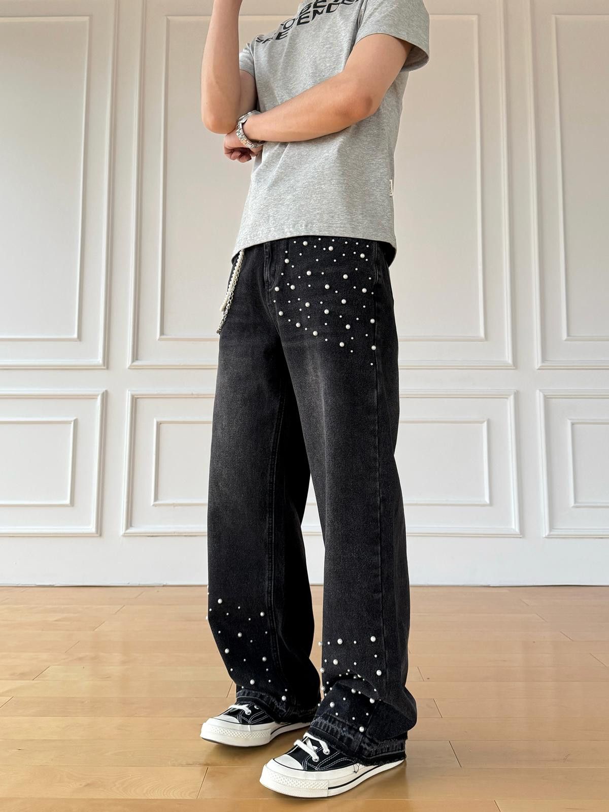 Other Distressed Wide Leg Jeans with Pearl Studs Size ONE SIZE - 2 Thumbnail
