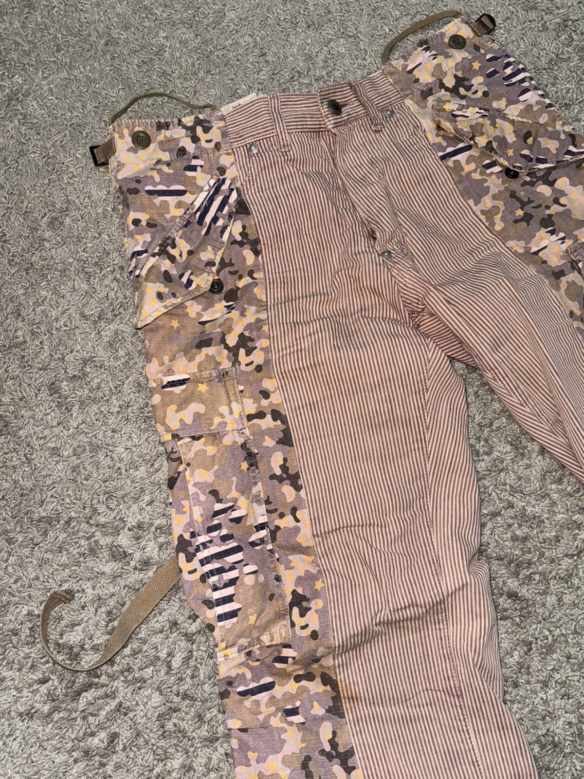 Maison MIHARA YASUHIRO Rare Miharayasuhiro cropped cargos Size US 32 / EU 48 - 2 Thumbnail