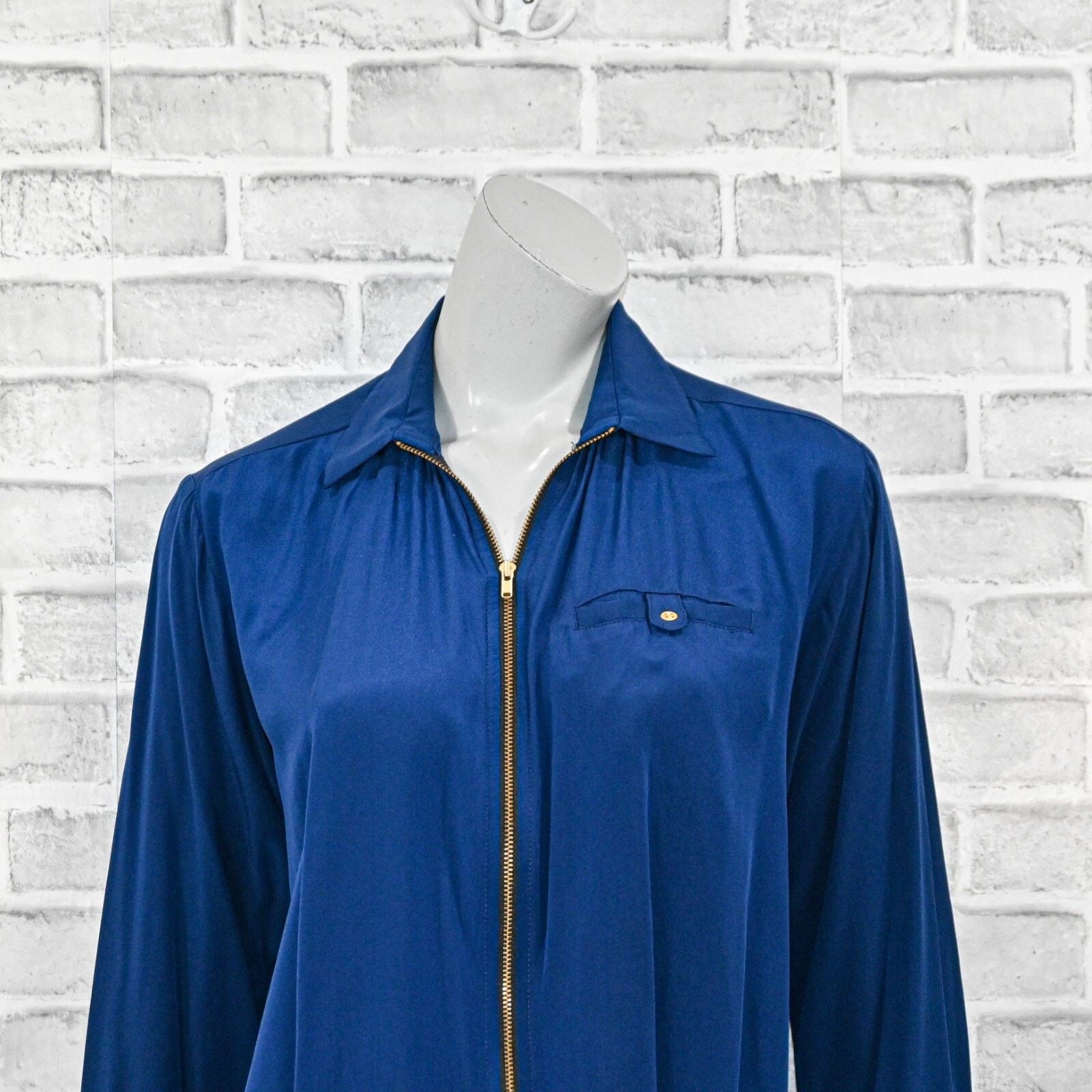 Amanda Uprichard Amanda Uprichard Women's 100% Silk zip front blouse in blue Size S / US 4 / IT 40 - 8 Thumbnail