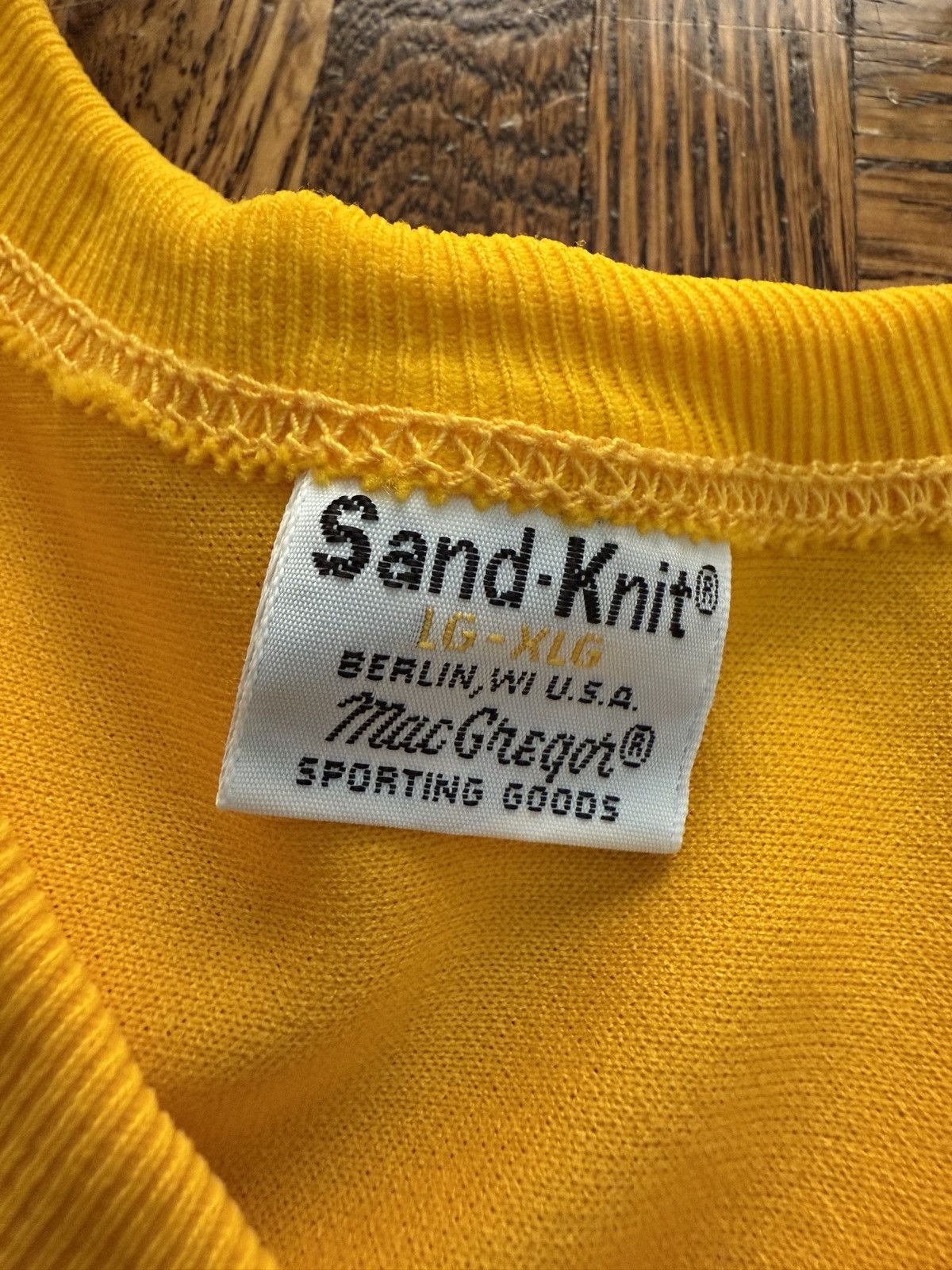 Vintage Vintage 80s Macgregor Mesh Cropped Football Practice Jersey Size US L / EU 52-54 / 3 - 3 Thumbnail