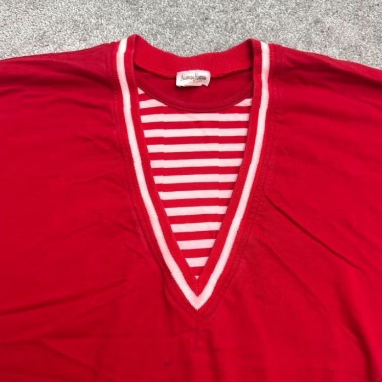 Neiman Marcus VINTAGE Neiman Marcus 80s Red Striped Knit Blouse Womens Large V-Neck Casual Short Sleeve Size L / US 10 / IT 46 - 3 Thumbnail