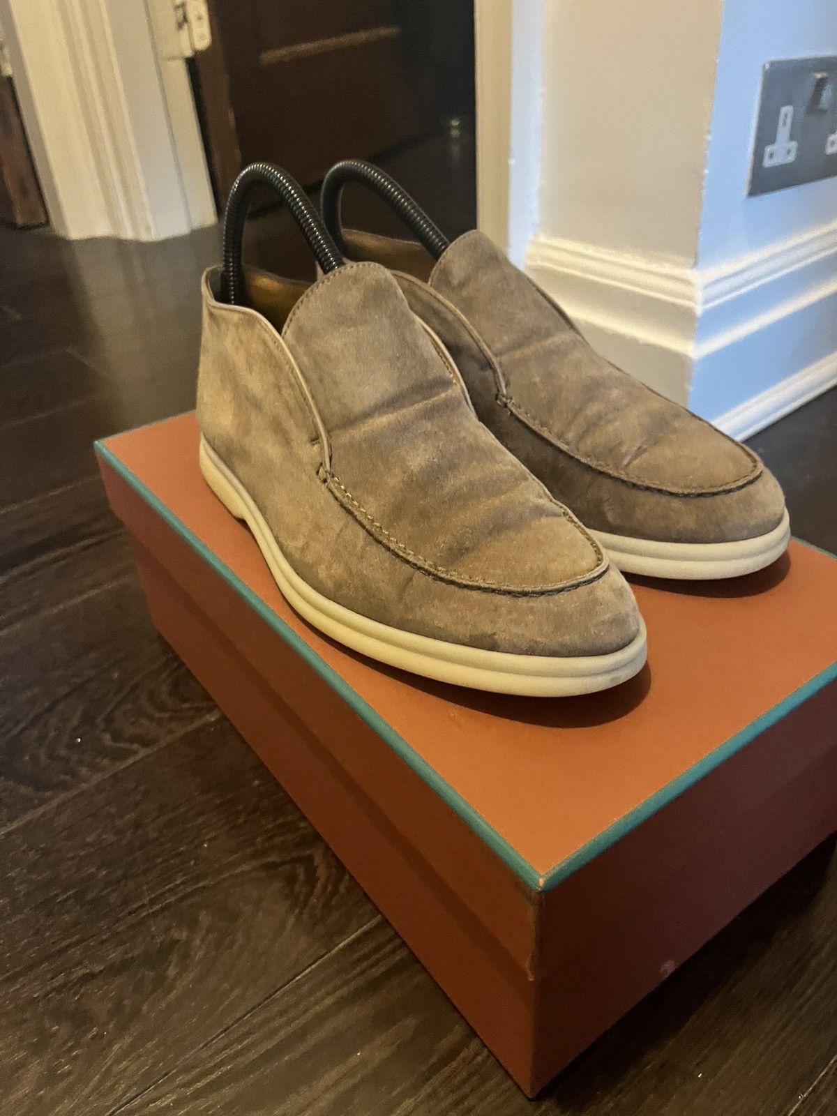 Loro Piana Loro Piana light brown open walk uk 4.5 eu 37.5 Size US 7.5 / IT 37.5 - 1 Thumbnail