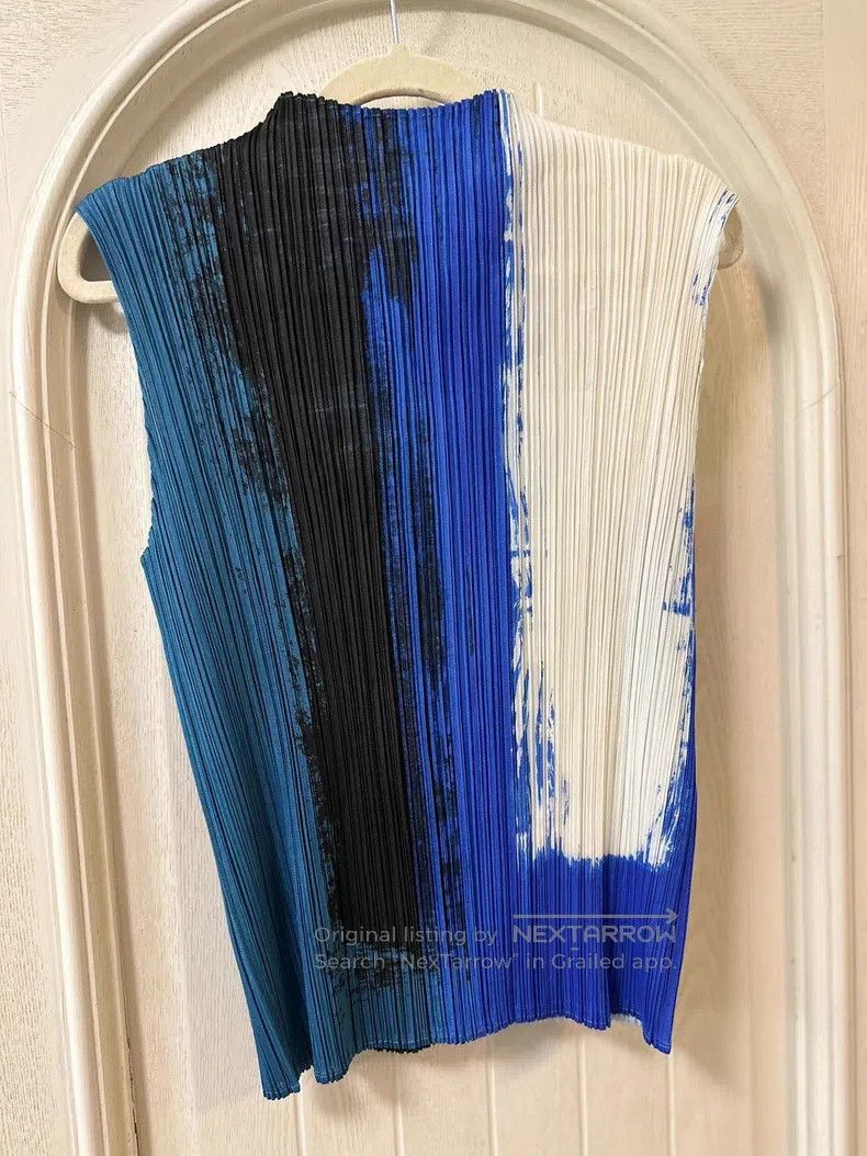 Issey Miyake Issey Miyake Blue Tank Top Size L / US 10 / IT 46 - 1 Thumbnail