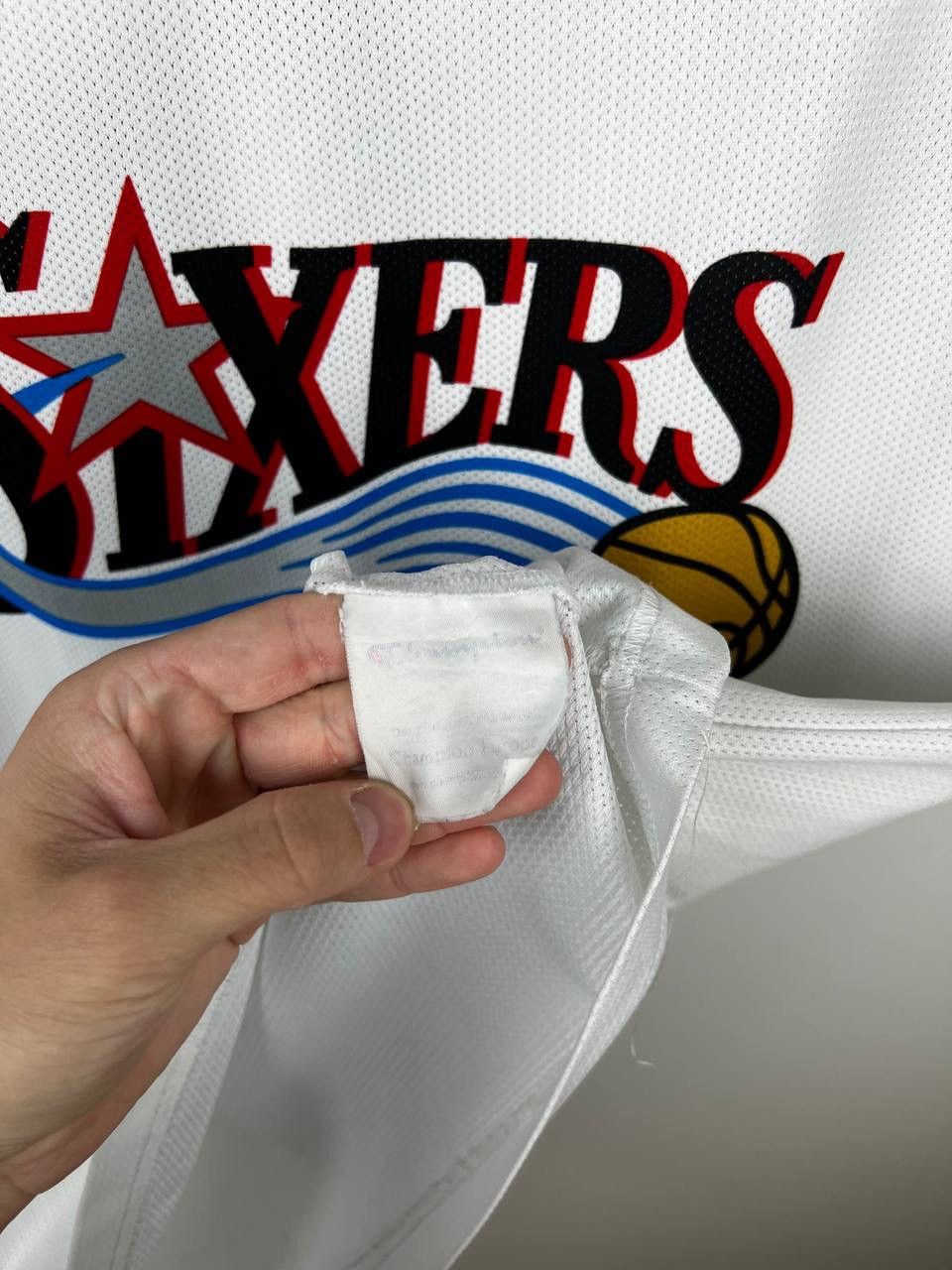 Champion × Vintage Sixers Iverson Champion NBA jersey t-shirts size L Size US L / EU 52-54 / 3 - 7 Thumbnail