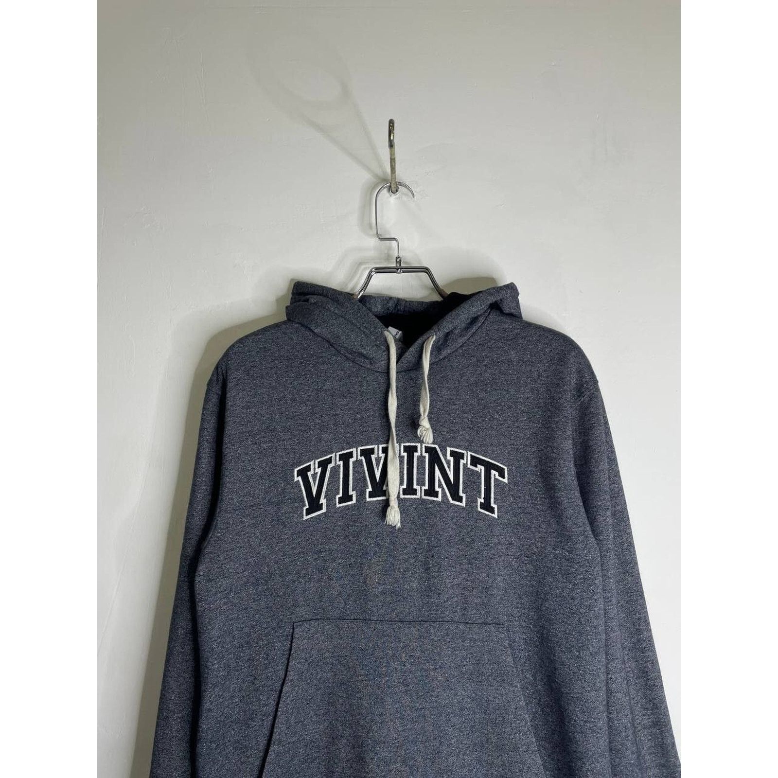 Vintage Vintage Vivint Charcoal Gray Pullover Hoodie Medium Size US M / EU 48-50 / 2 - 3 Thumbnail