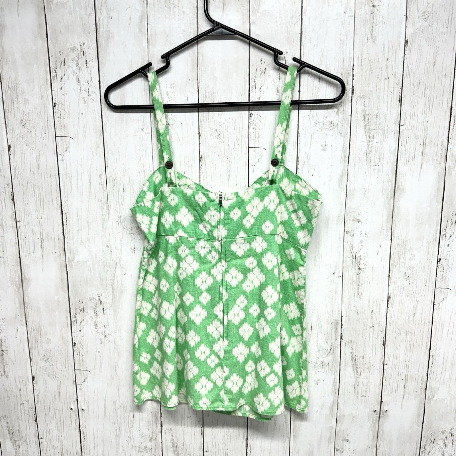 Patagonia Patagonia Tank Top Sz 8 Square Neck Wide Strap Floral Green Size M / US 6-8 / IT 42-44 - 4 Thumbnail