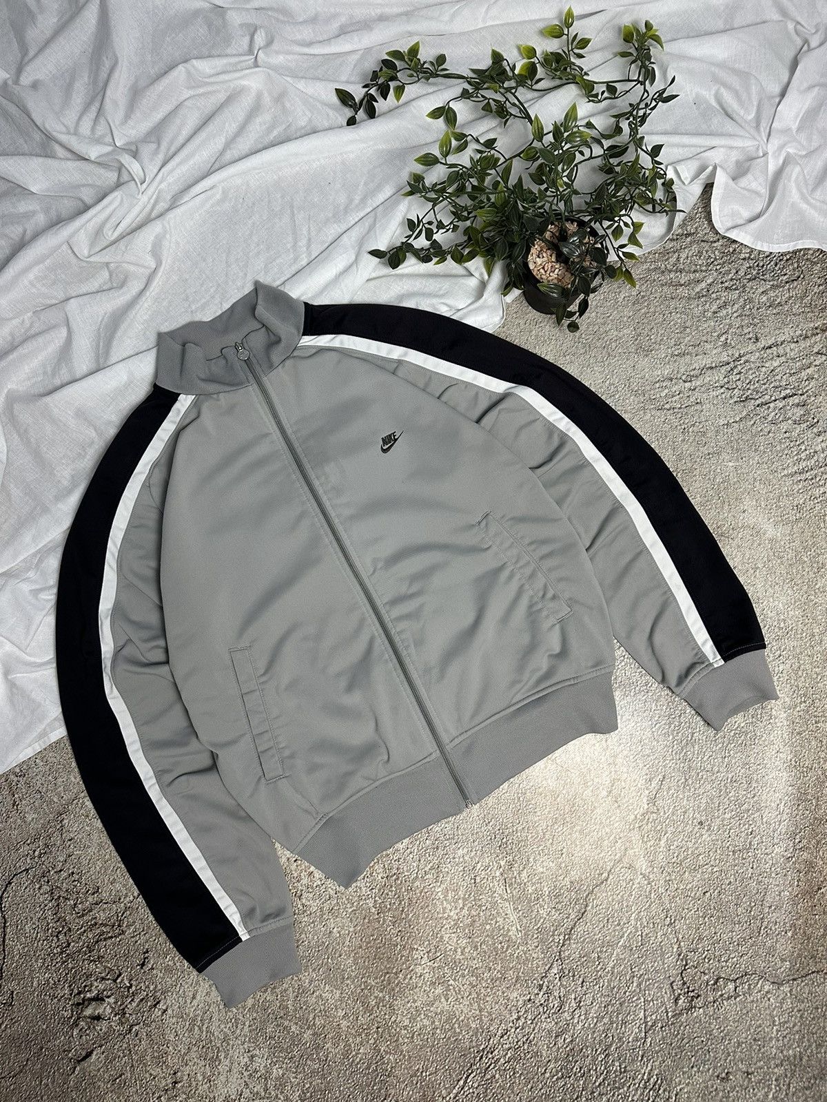 Nike × Vintage Vintage Nike truck olympic zip sweatshirt Size US M / EU 48-50 / 2 - 1 Thumbnail