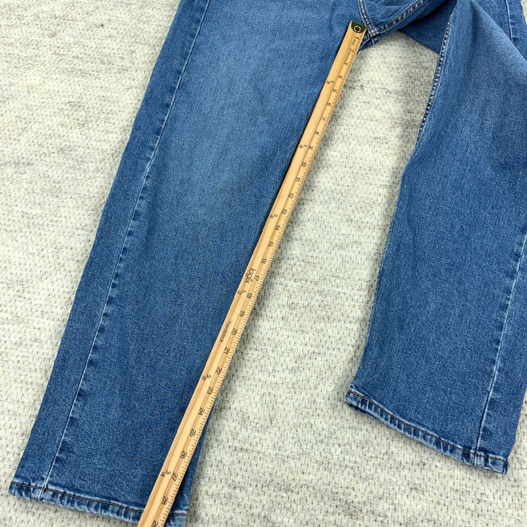 Levi's Levi's 505 Jeans Men 36x30 Straight Regular Fit Med Wash Denim Blue 5-Pocket Logo Zipper Belt Loops Casual Vintage Style Mens Size US 36 / EU 52 - 7 Thumbnail