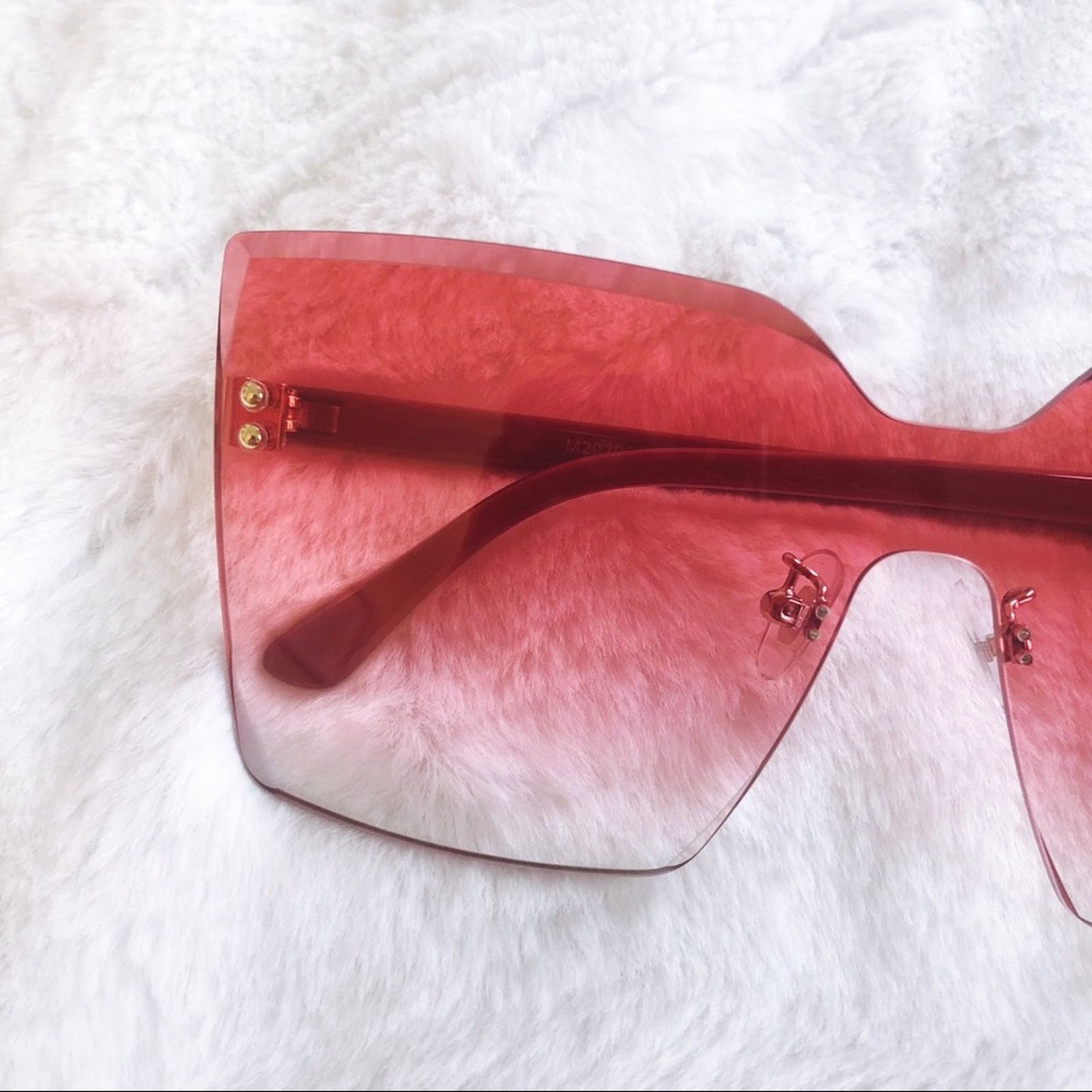 Other Dana Dark Pink Rimless Oversize Cat Eye Sunglasses Size ONE SIZE - 3 Thumbnail