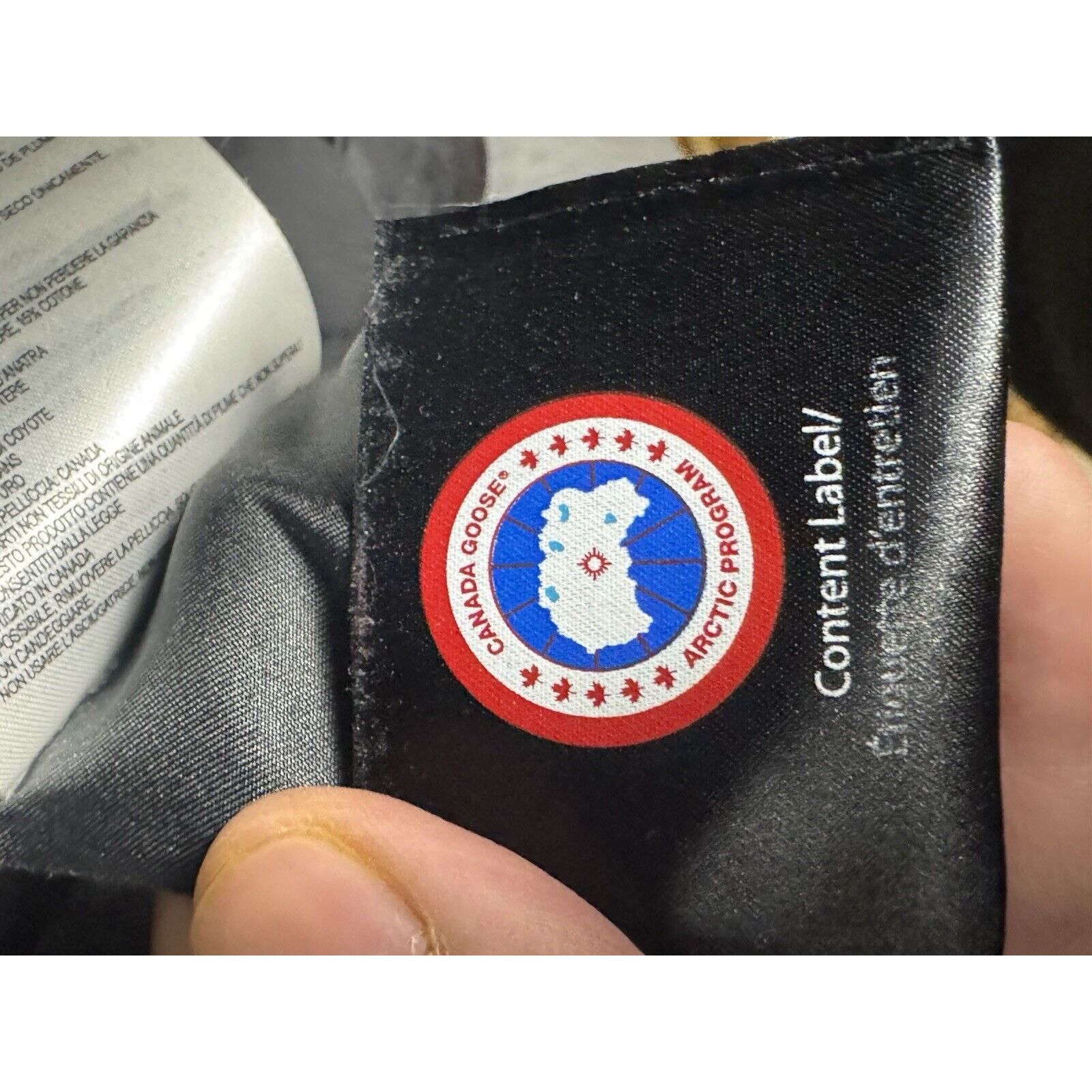 Canada Goose Canada Goose Chateau Parka Large With Fur Marine Navy Blue Size US L / EU 52-54 / 3 - 10 Thumbnail