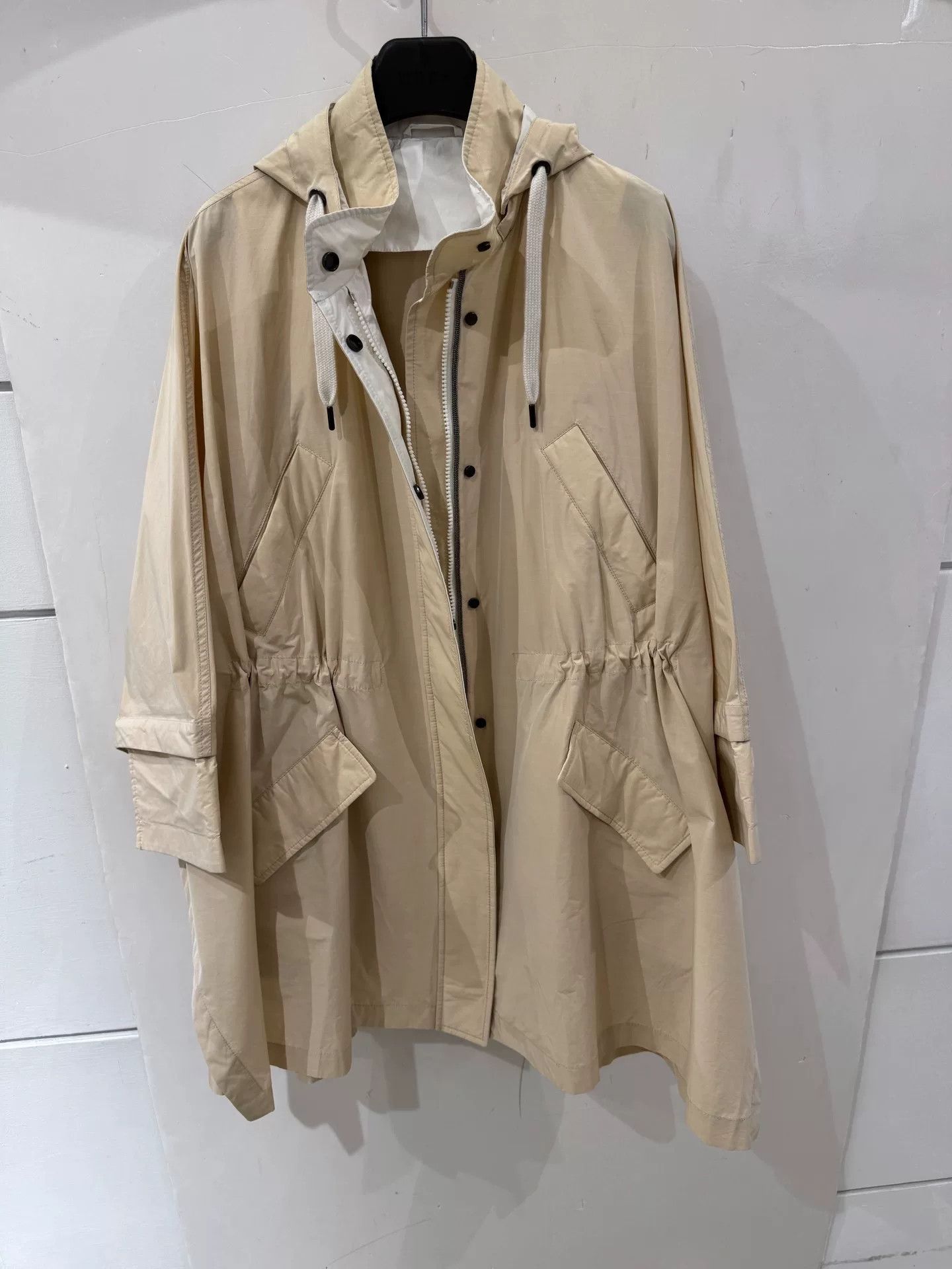 Brunello Cucinelli Brunello Cucinelli Beige Coat Size 38 Size US S / EU 44-46 / 1 - 1 Thumbnail