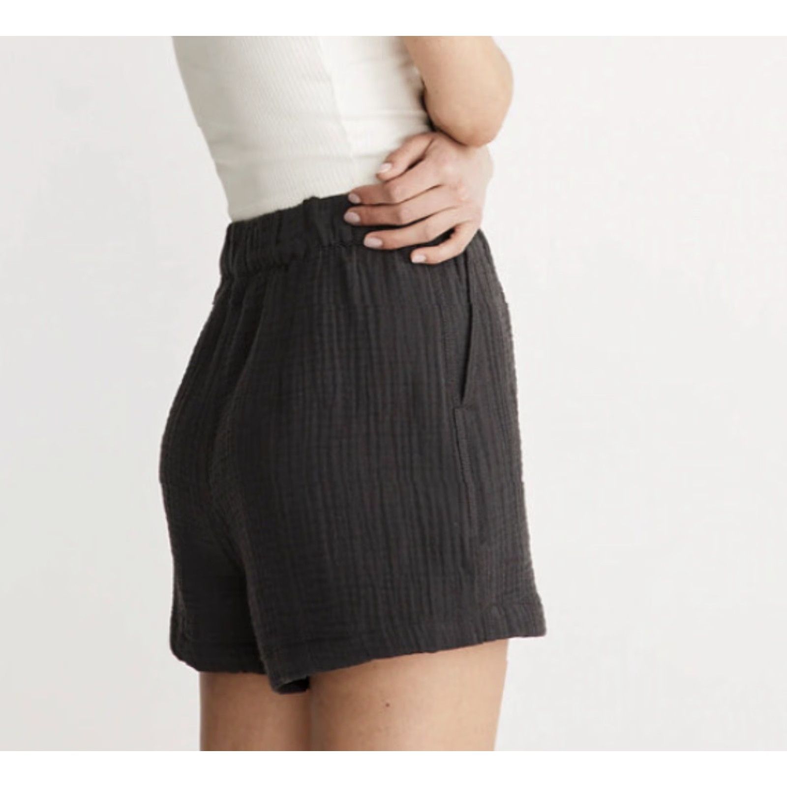 Madewell Madewell Woman Short in Lightspun Gauze Cotton Gray, Pull-On, Size M, 3" Inseam, Relaxed Fit, Casual, Bohemian, Spring/Summer, Women's Size 32" / US 10 / IT 46 - 4 Thumbnail