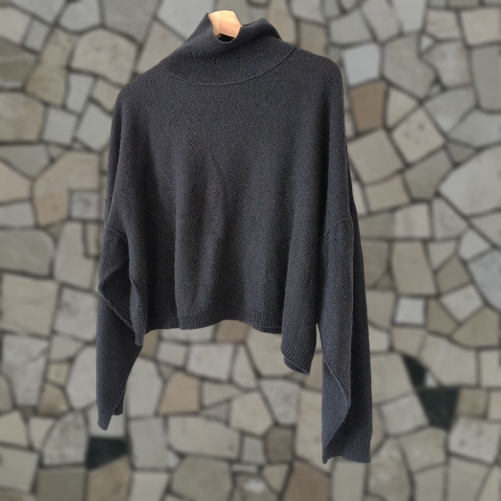 Free People Black 100% Cashmere Turtleneck Cropped Sweater S Ladies Womens Pullover Long Sleeve Slim Tight-Knit Hand Wash Only Winter Fall Casual