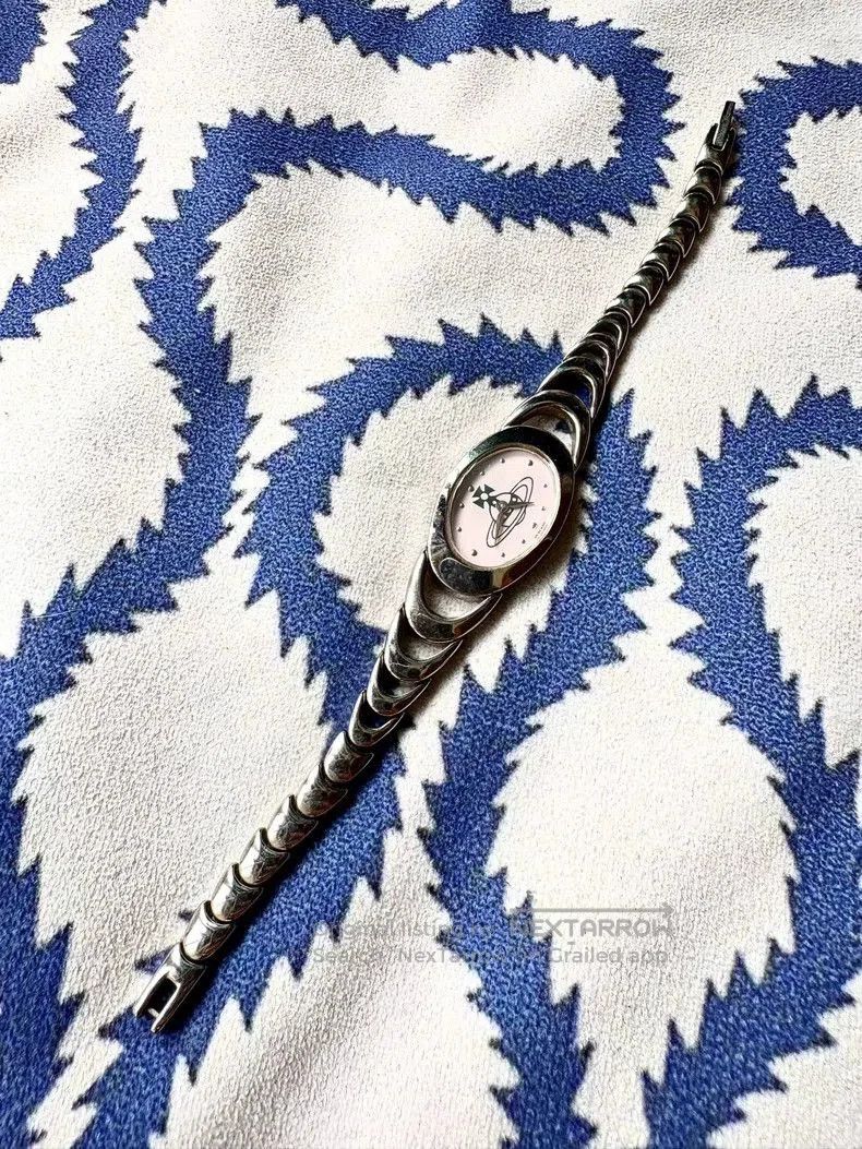 Vivienne Westwood Vivienne Westwood Vintage Pink Dial Watch . Size ONE SIZE - 1 Thumbnail