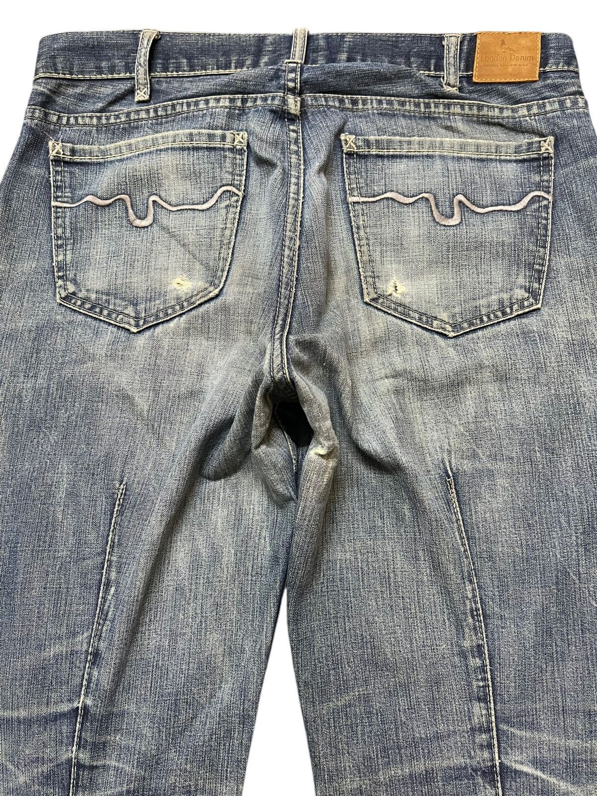 semanticdesign Vintage Japanese Brand Faded Wash Distress Wide Leg Bootcuts Size US 32 / EU 48 - 5 Thumbnail